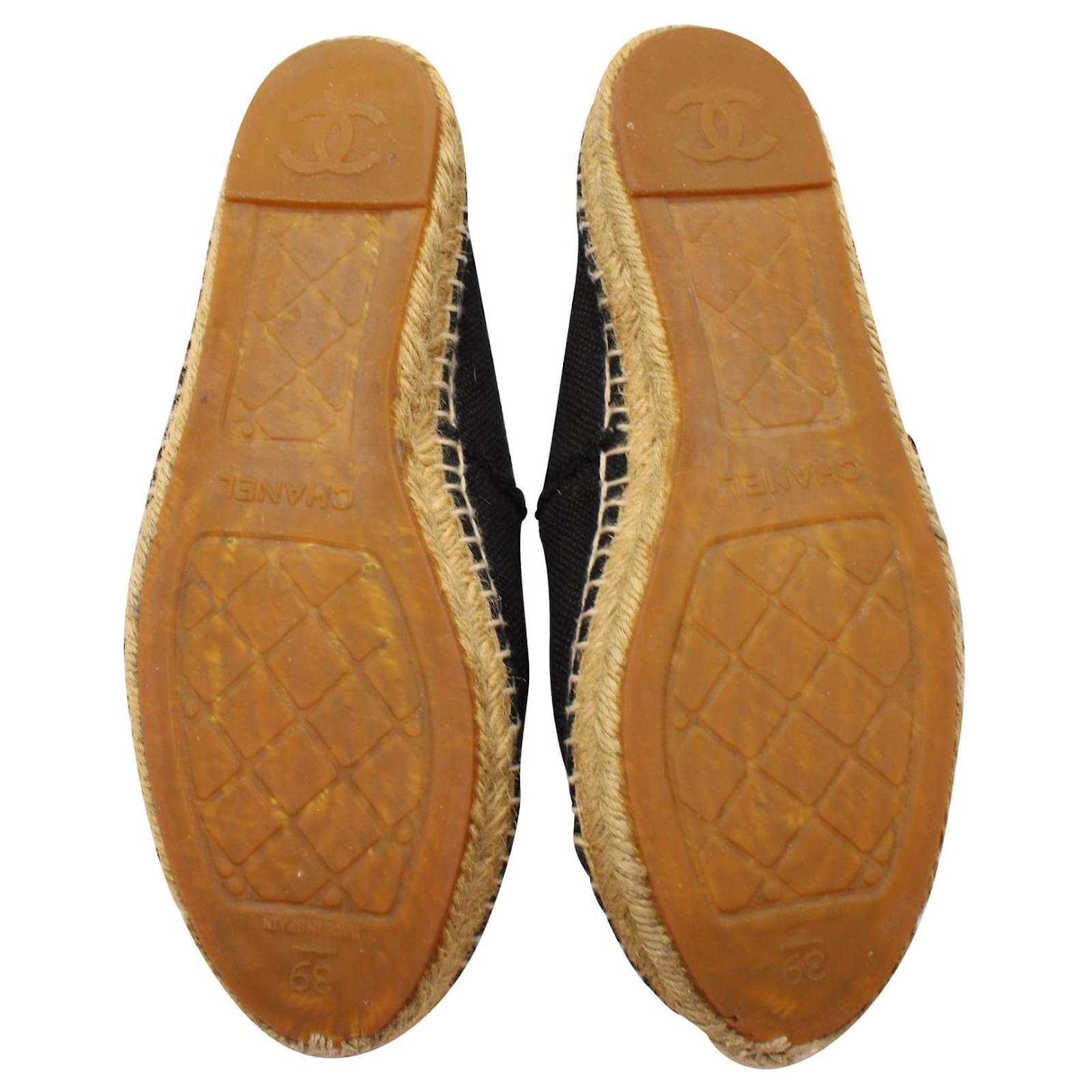 Chanel Black Canvas Espadrilles with Interlocking CC Logo Cloth ref ...