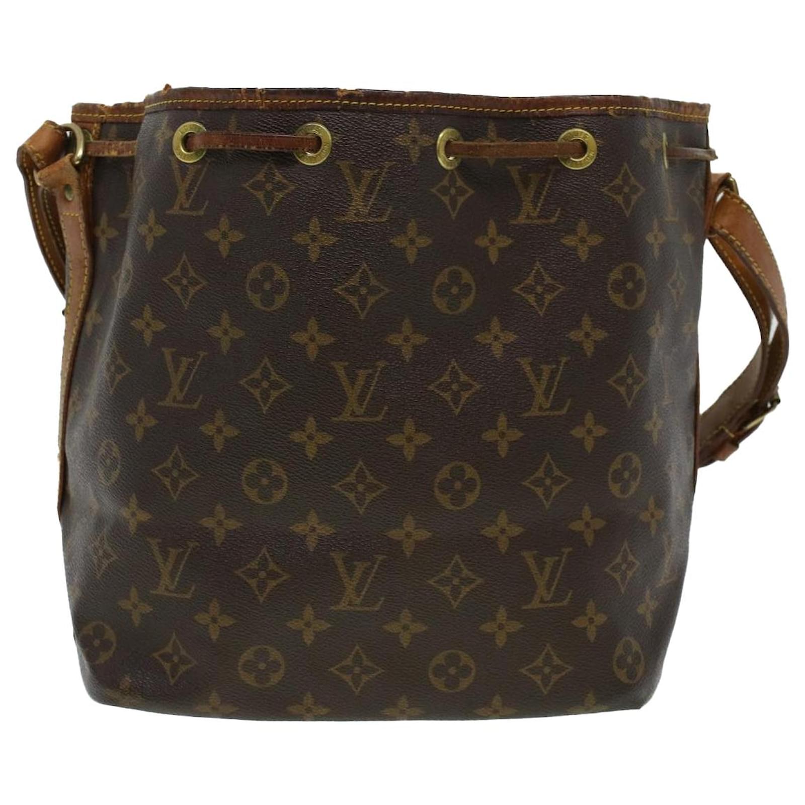 Louis Vuitton, Bags, Louis Vuitton Monogram Noe Shoulder Drawstring Bag