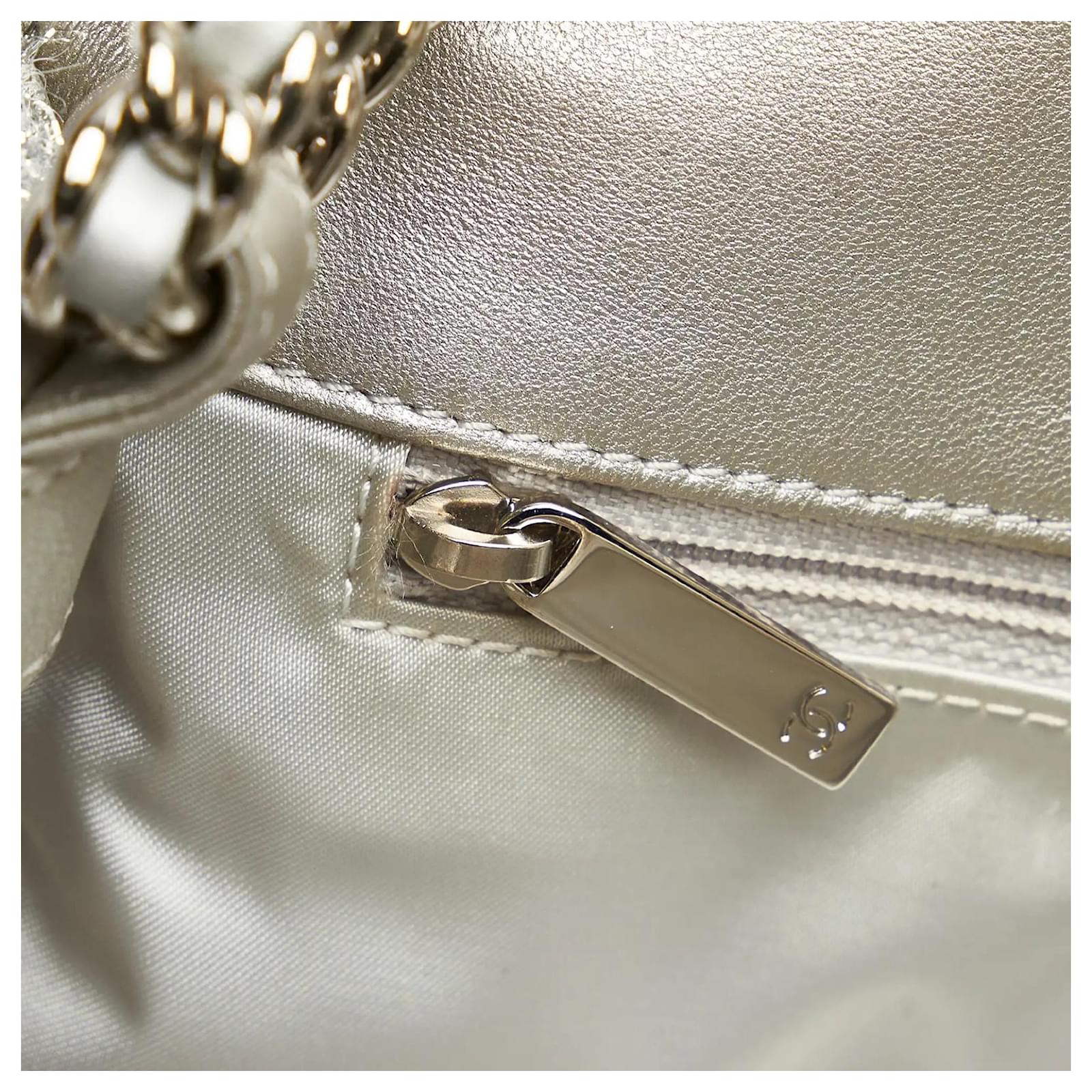 CHANEL★Chanel Ground Control Pluto Glitter Single Flap Bag Chanel Ground Control Pluto Glitter Single Flap Bag Grey
