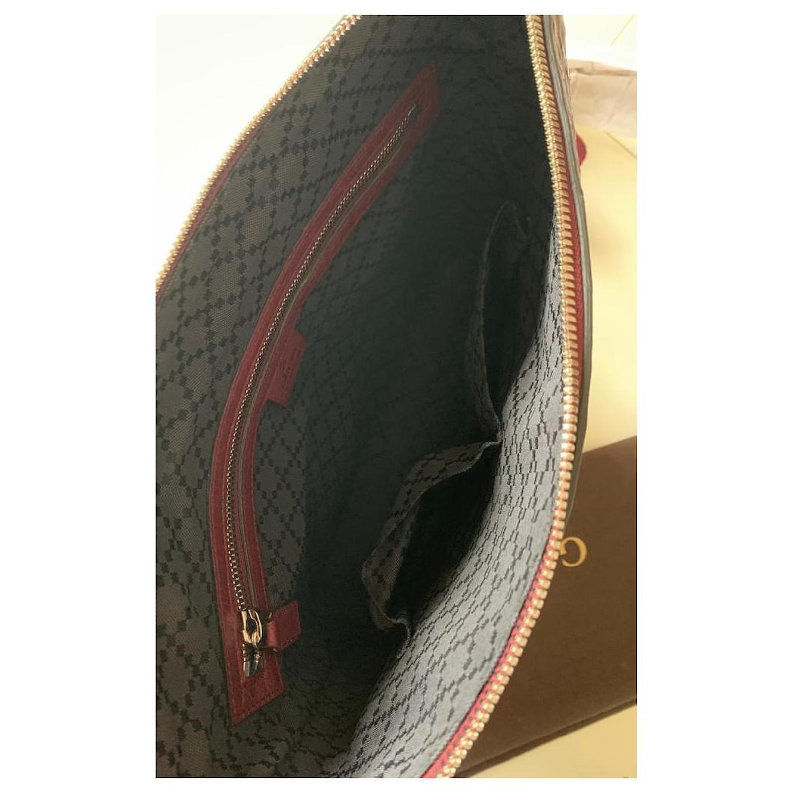 Gucci messenger crossbody bag Dark red Ostrich leather ref.930161