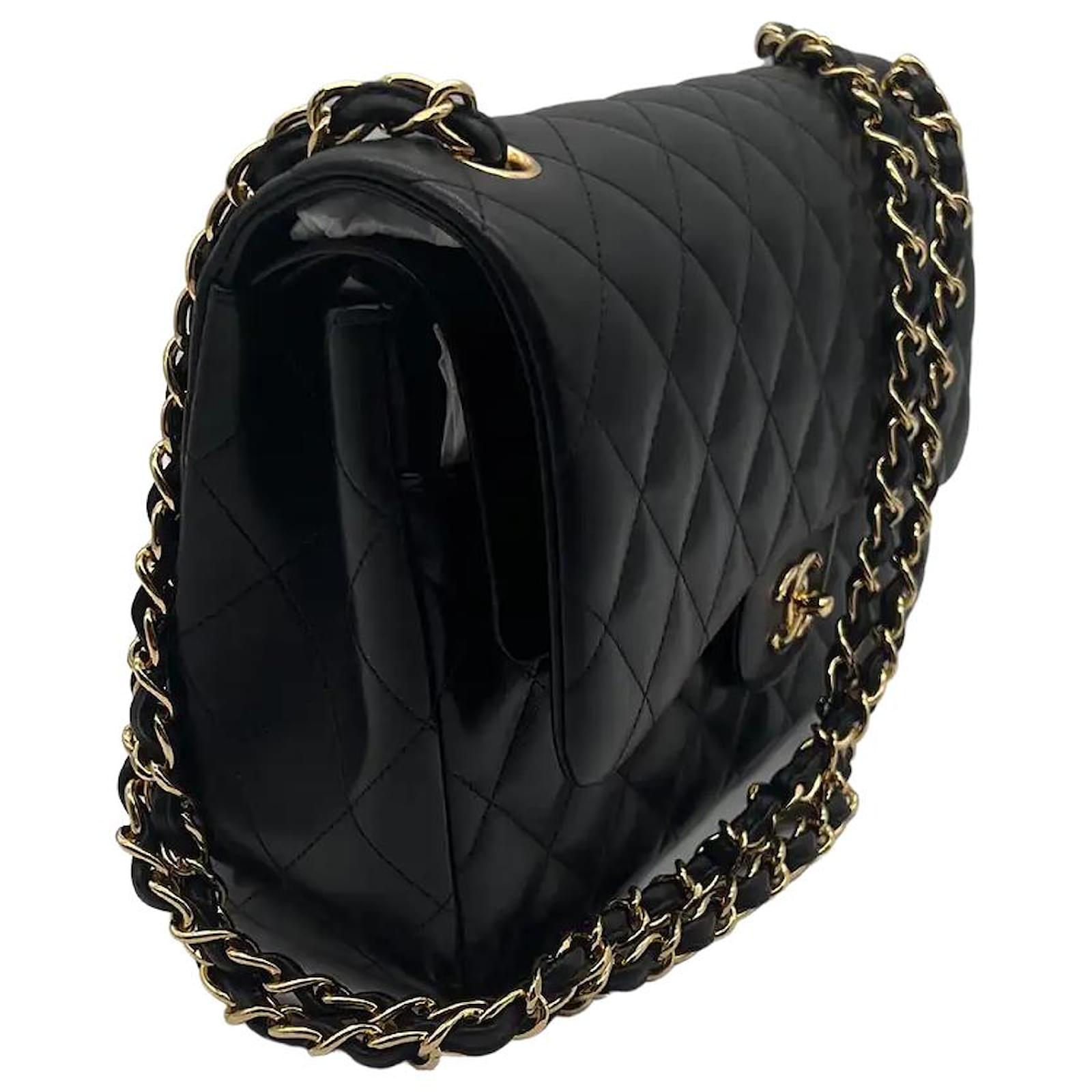 Chanel Timeless Jumbo Flap Bag Handbag Black Lamb Leather ref.931474 - Joli  Closet