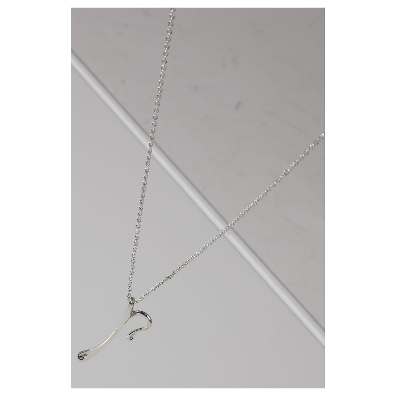 Elsa peretti hot sale letter pendant