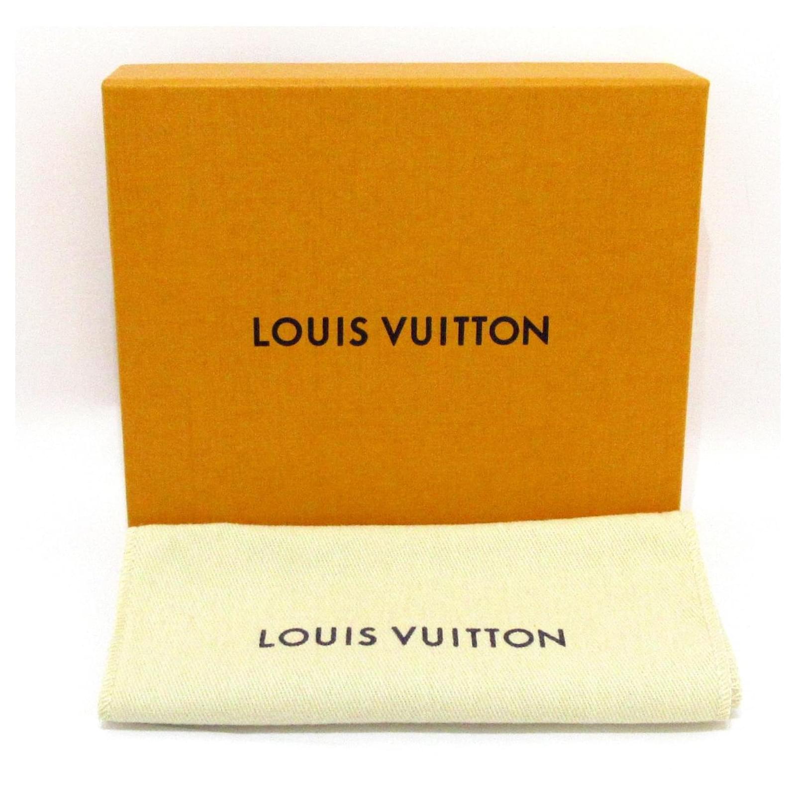 LOUIS VUITTON Monogram Etui Lunette MM Glasses Case M66544 LV Auth 45156