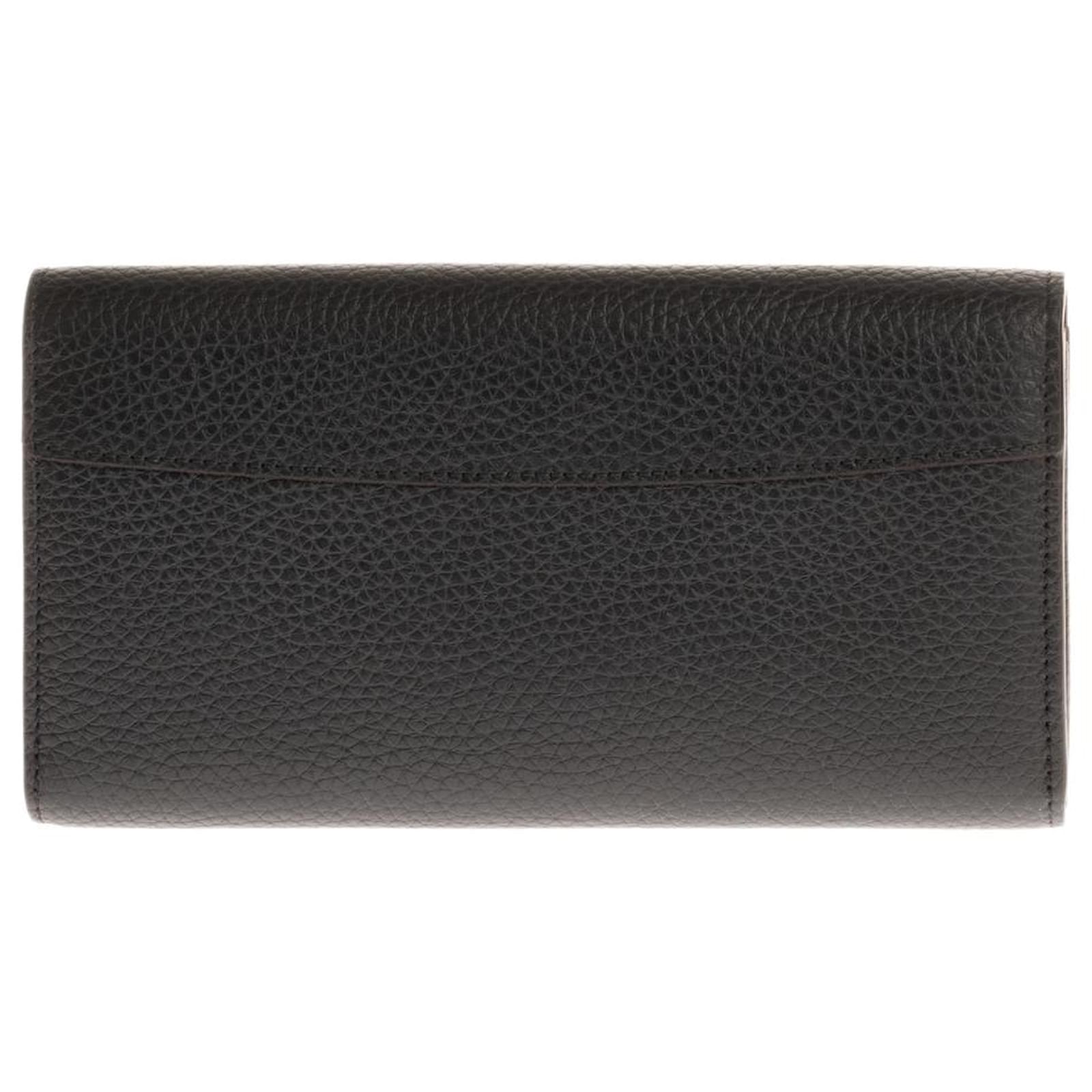 Accessories LOUIS VUITTON Capucines in Black Leather - 101234 ref