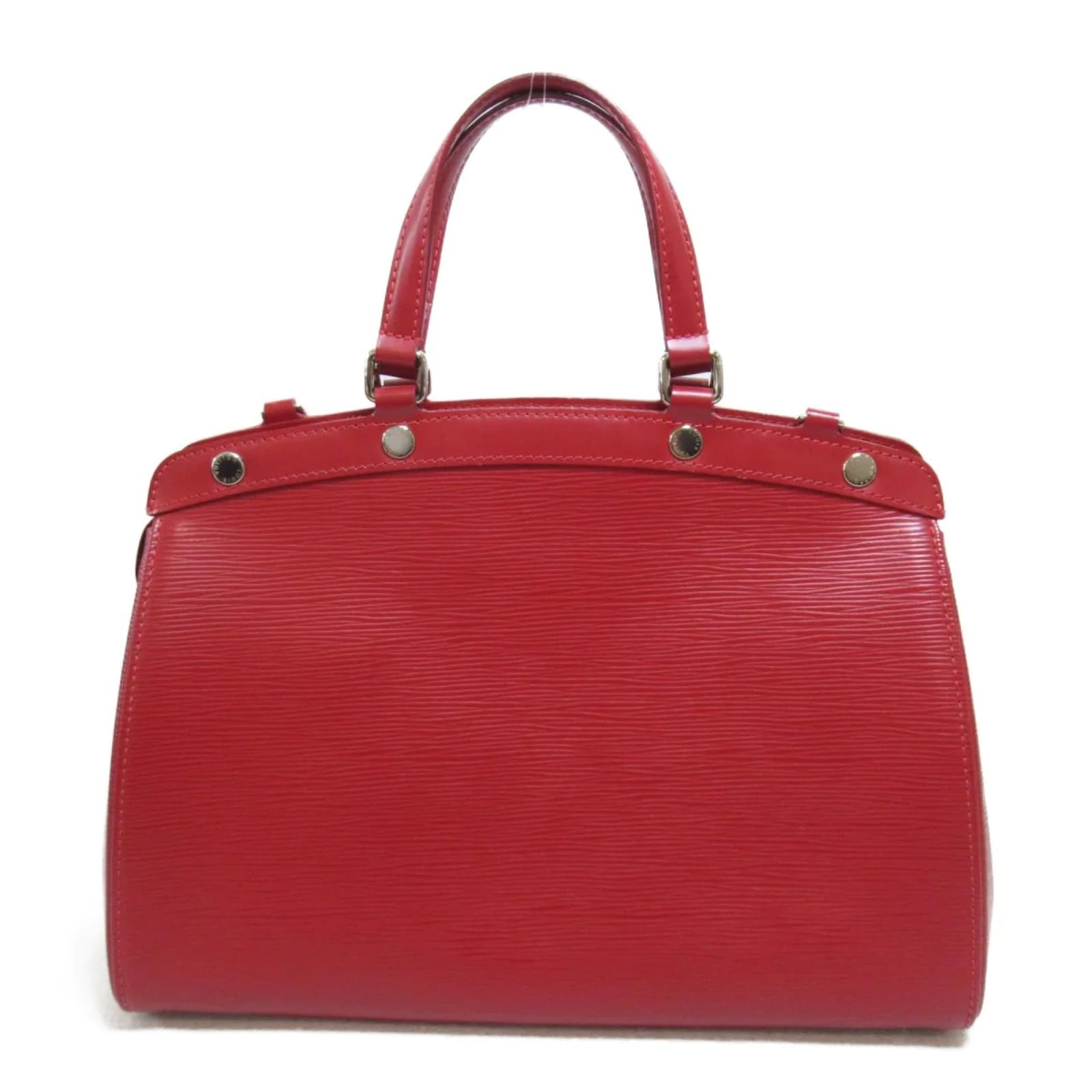 Louis Vuitton Epi Brea MM M4030E Red Leather Pony-style calfskin ref.936979  - Joli Closet