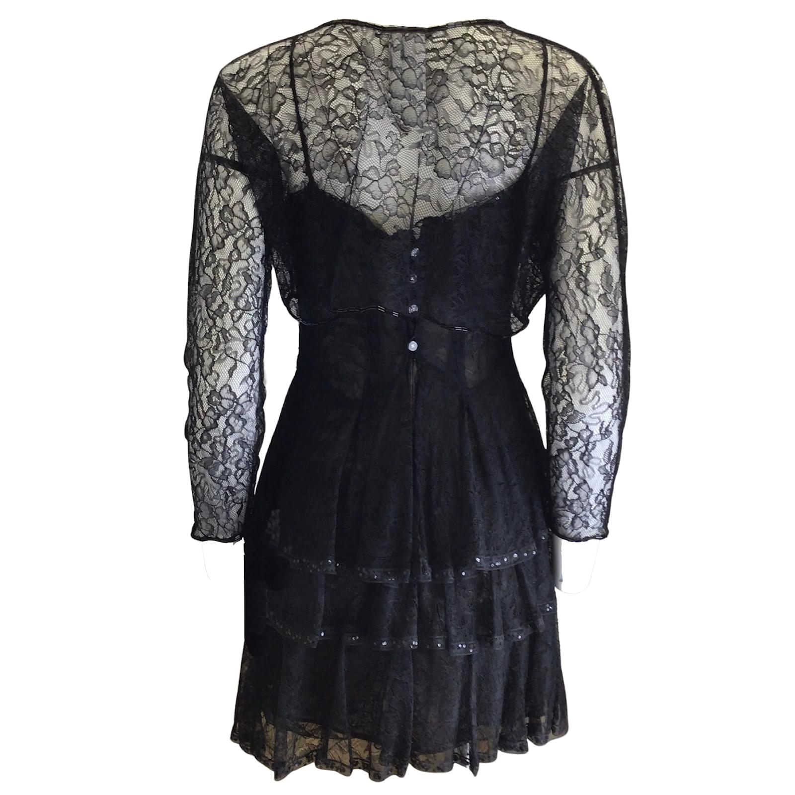 Chanel Black Vintage 2000 Lace Dress and Bolero Two-Piece Set Synthetic ref.JC938823 (Sold) - Joli Closet Chanel Black Vintage 2000 Lace Dress and Bolero Two-Piece Set Synthetic ref.JC938823 (Sold) - Joli Closet