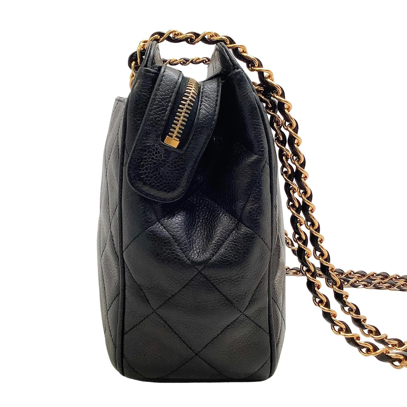 Chanel vintage 1990's Black Quilted Caviar Leather Shoulder Bag ref.939049  - Joli Closet