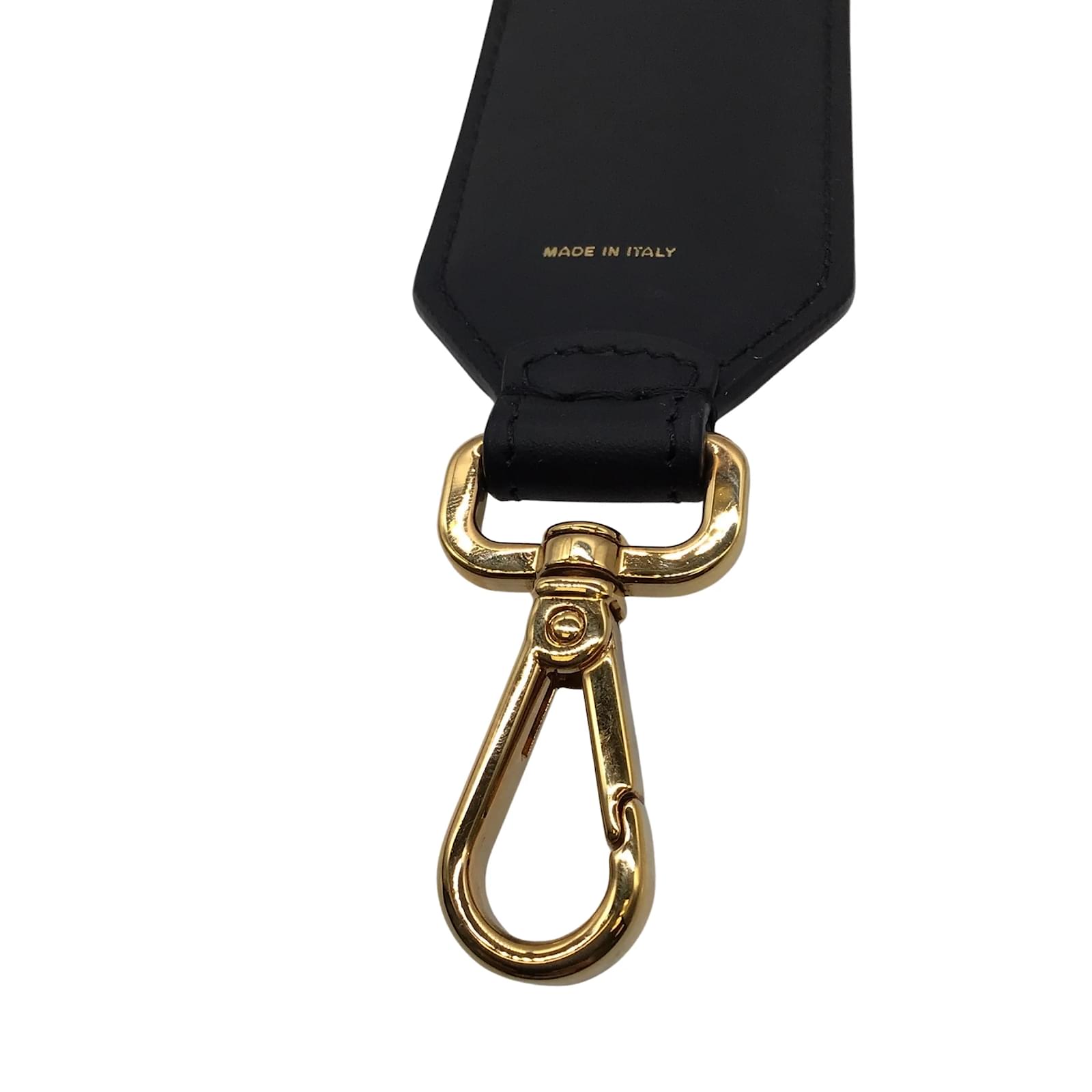 Fendi mini outlet strap