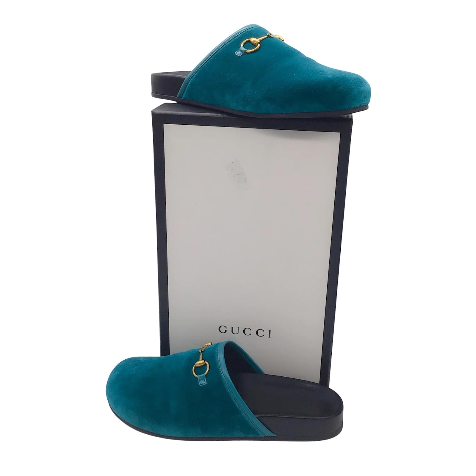 Gucci river 2025 velvet mules