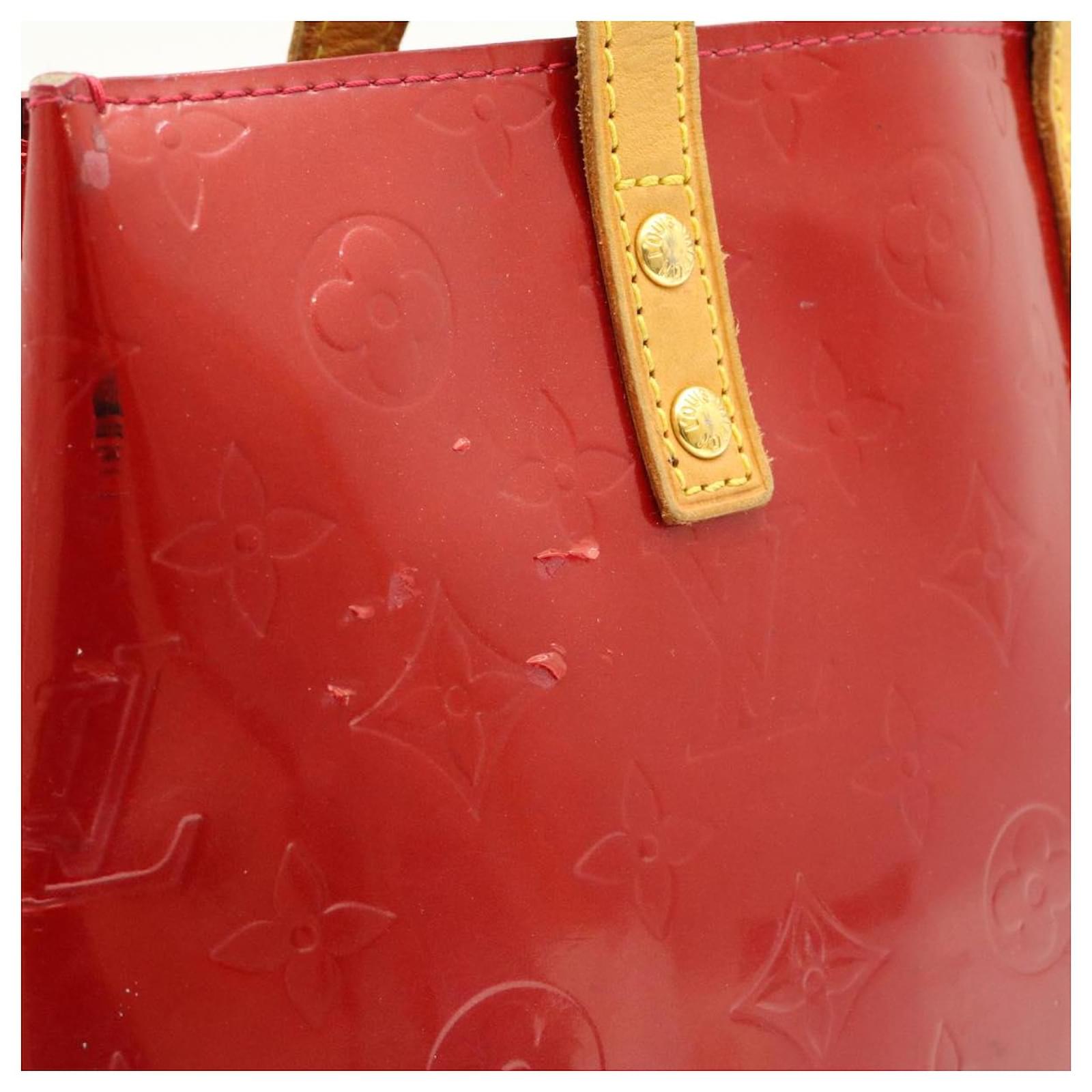 LOUIS VUITTON Monogram Vernis Reade PM Hand Bag Red M91088 LV Auth ai602  Patent leather ref.942113 - Joli Closet