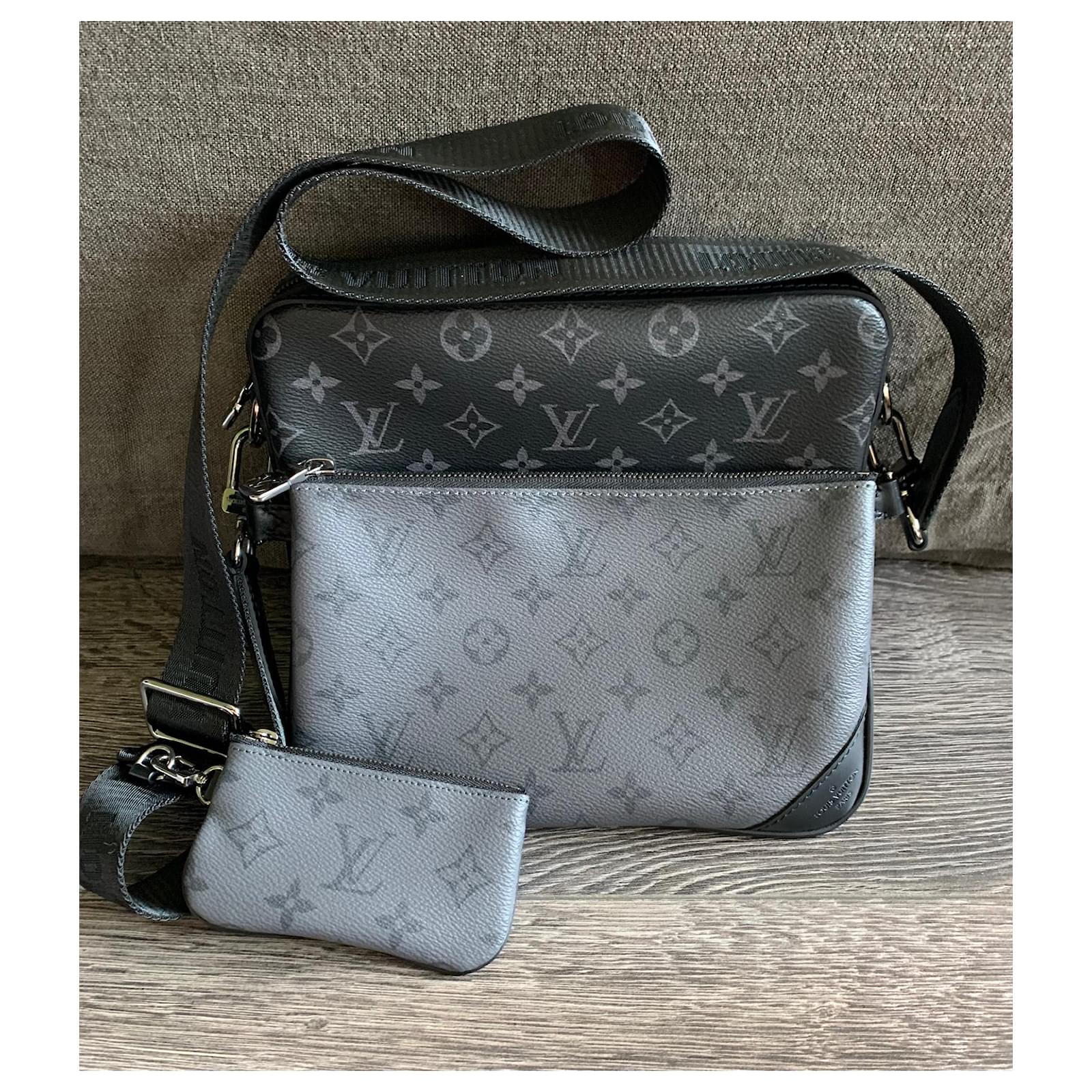 Trio messenger cloth bag Louis Vuitton Grey in Cloth - 33297859