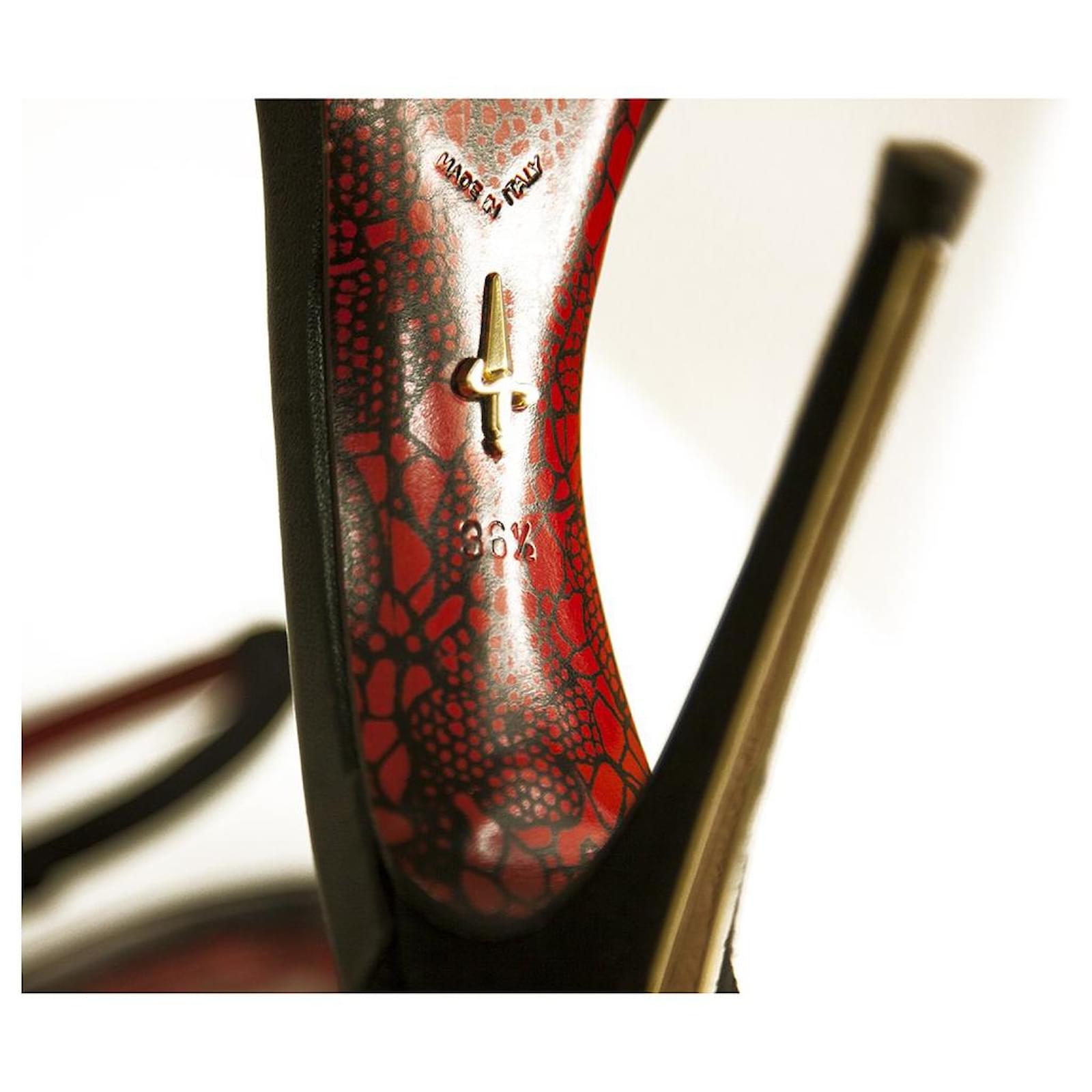 cesare paciotti dagger heels