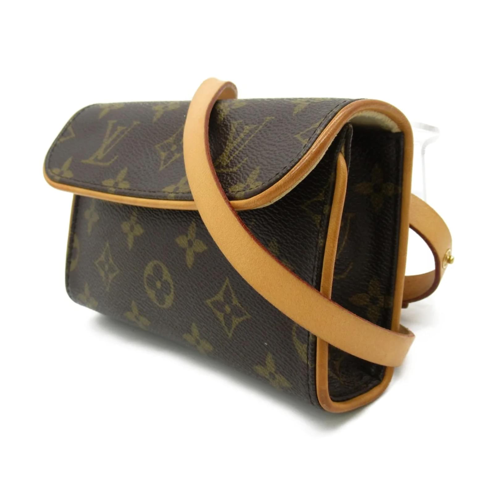 Louis Vuitton Monogram Pochette Florentine M51855 Brown Cloth ref.944678 -  Joli Closet