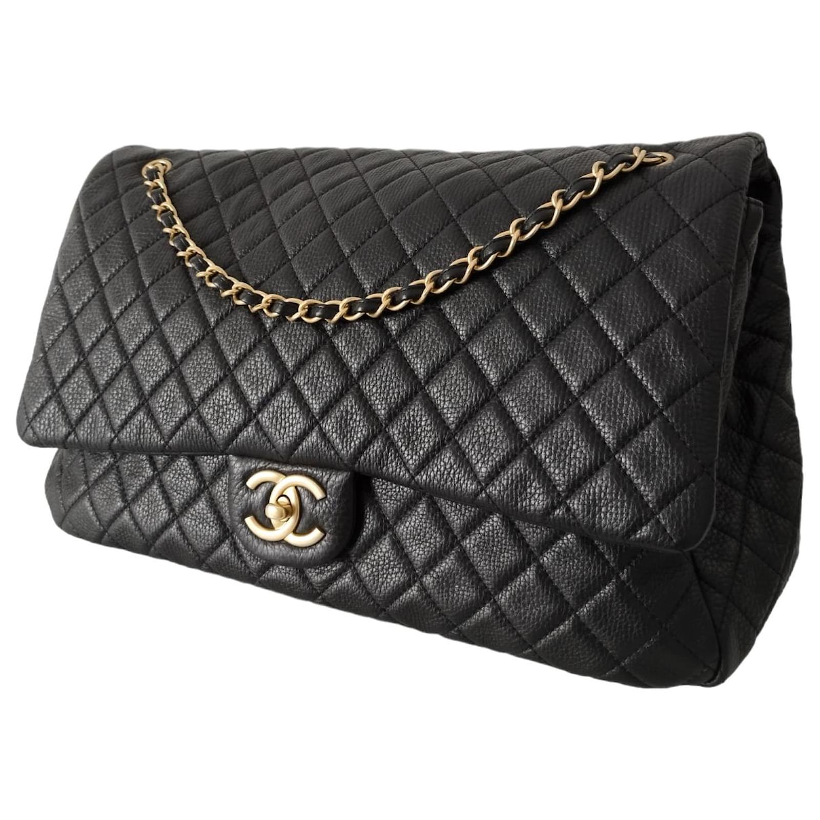Timeless Chanel Classique XXL bag in black caviar leather ref.947330 - Joli  Closet