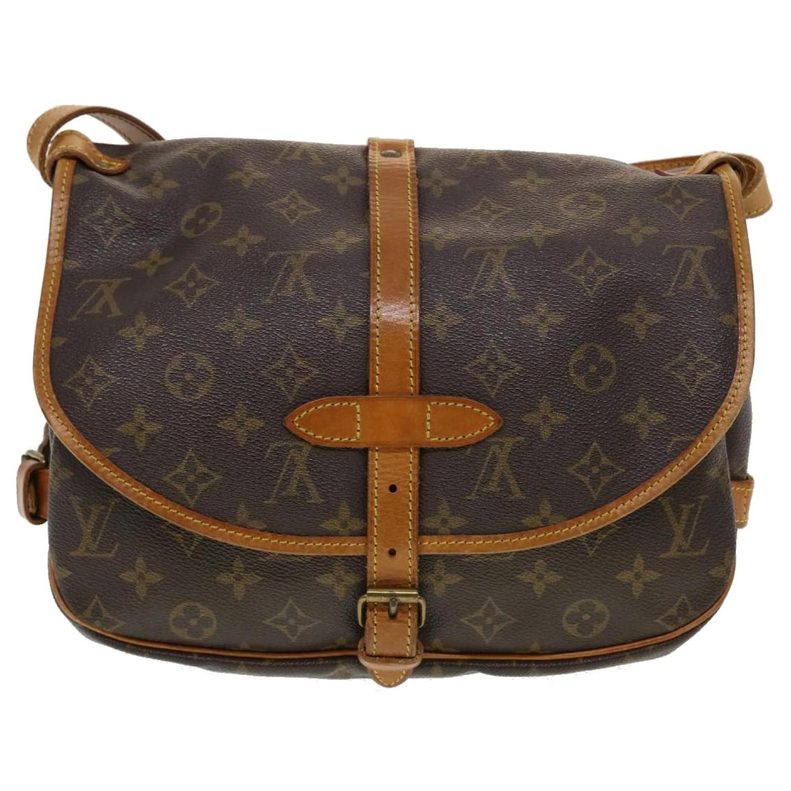 Louis Vuitton Monogram Saumur 30 Shoulder Bag M42256 LV Auth 43617 Cloth  ref.947388 - Joli Closet