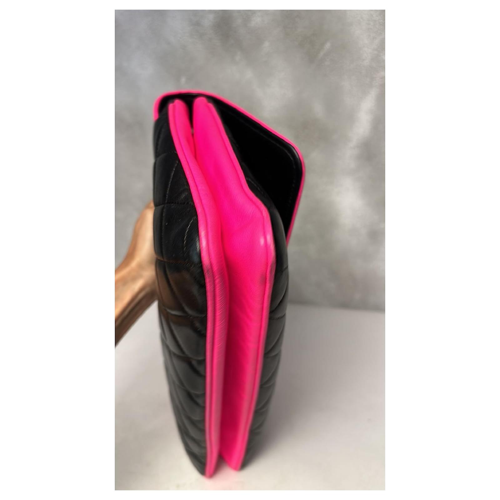 CHANEL JUMBO CRUISE BLACK & PINK LAMB FLAP Fuschia Leather