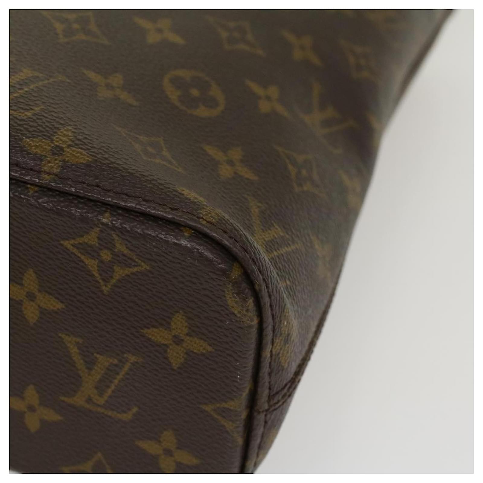 LOUIS VUITTON Monogram Luco Tote Bag M51155 LV Auth 42999 Cloth ref.948029  - Joli Closet