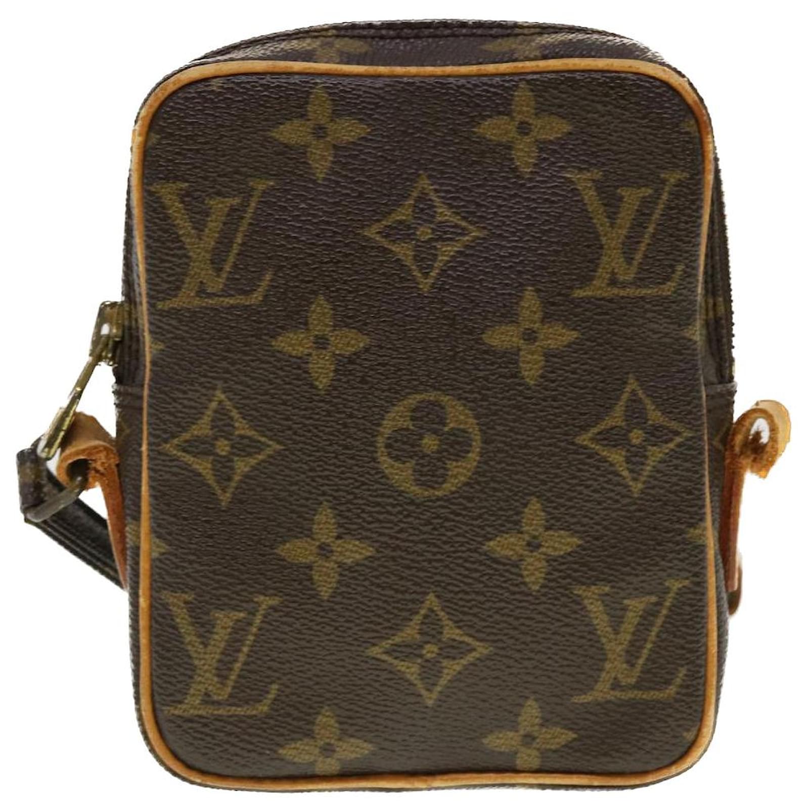 LOUIS VUITTON Monogram Mini Danube Shoulder Bag M45268 LV Auth cl528 Cloth  ref.948881 - Joli Closet