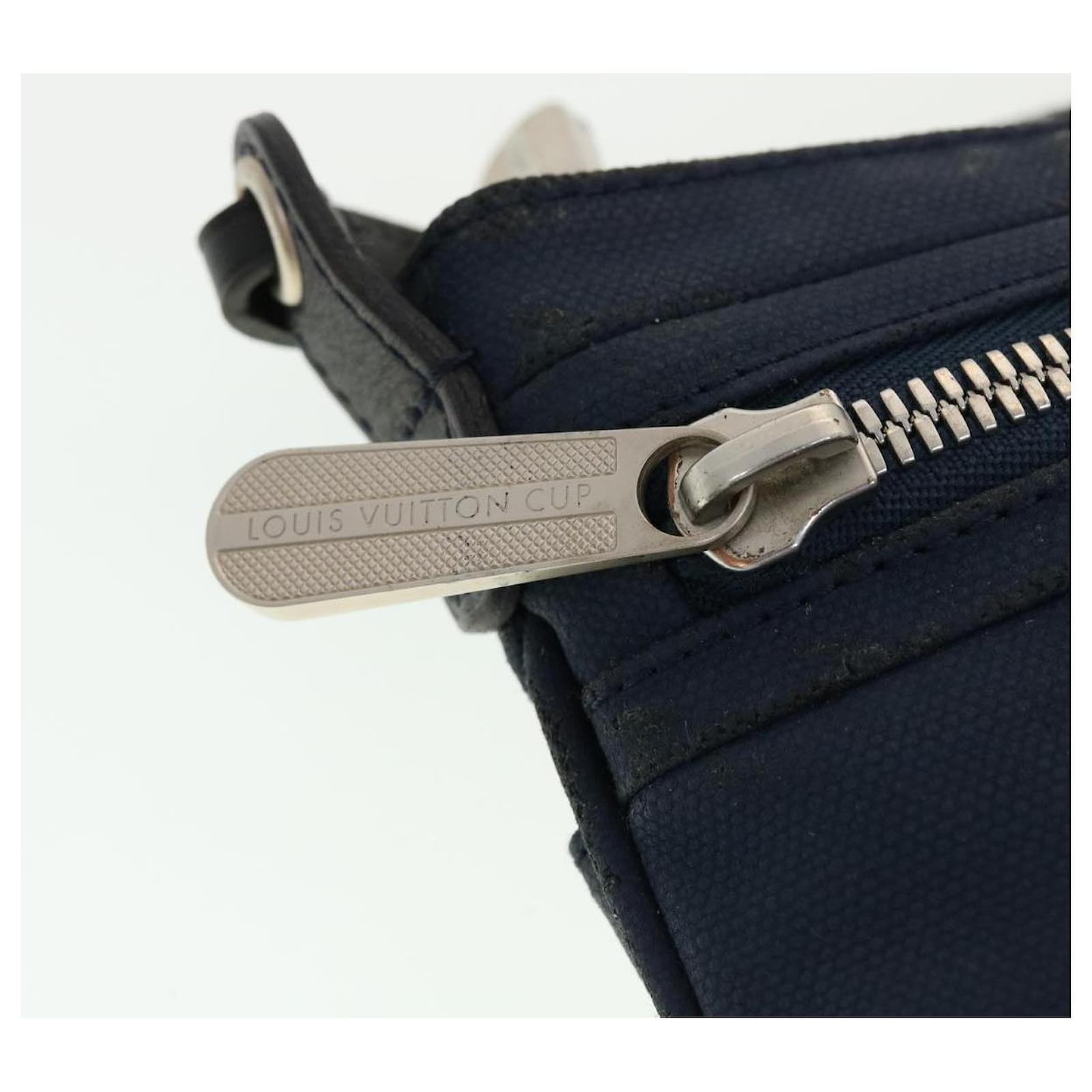 LOUIS VUITTON LV Cup Genoa Marine Shoulder Bag 2007 limited LOUIS VUITTON LV Cup Genoa Marine Shoulder Bag 2007 limited