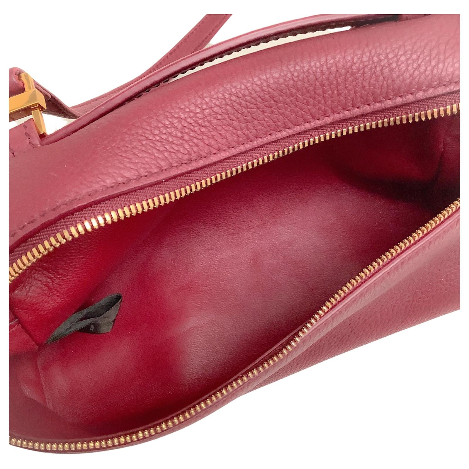 Loro Piana Burgundy Leather L19 Extra Pocket Pouch with Strap Red  ref.949626 - Joli Closet