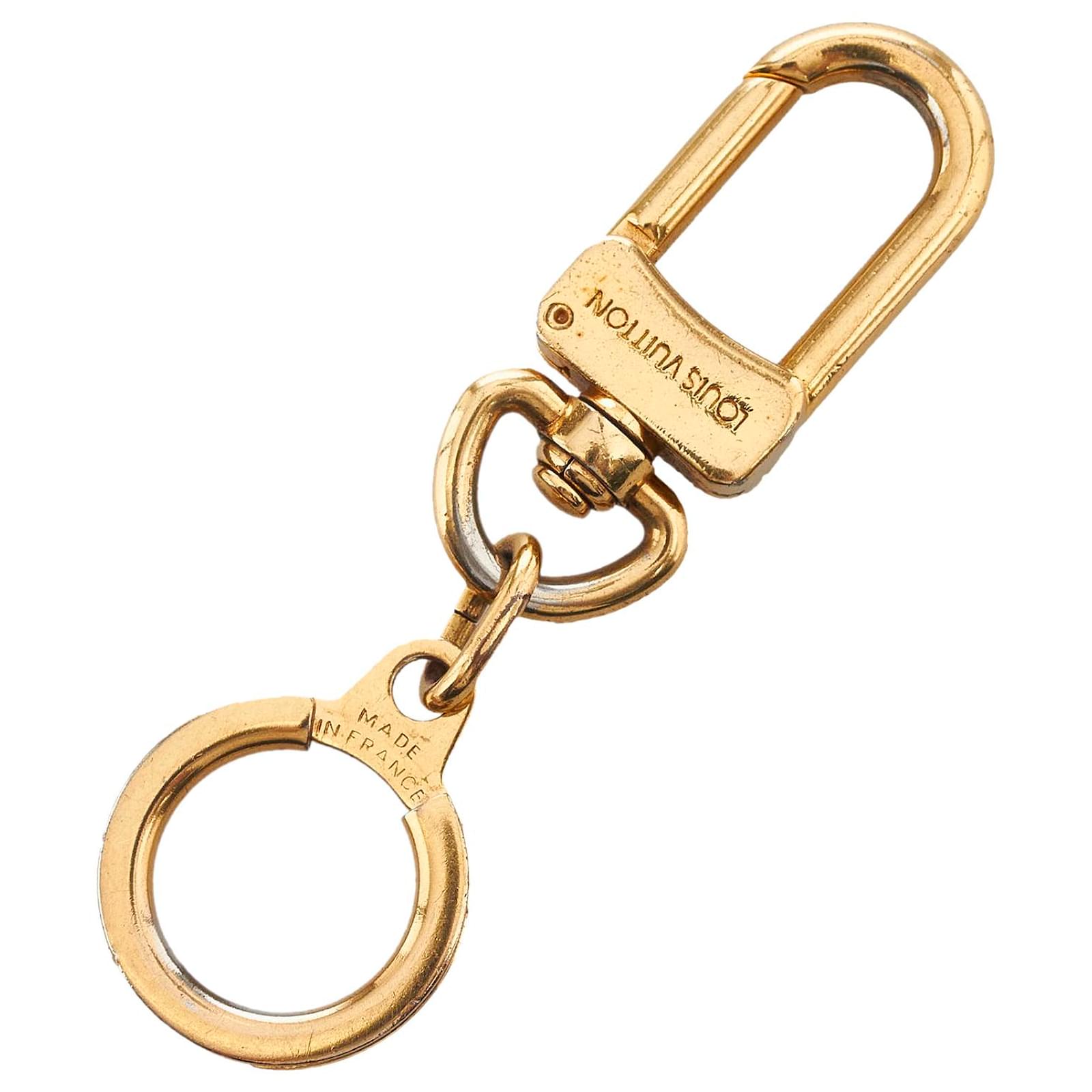 Louis Vuitton Gold Metal Key Ring Golden ref.950266 Joli Closet