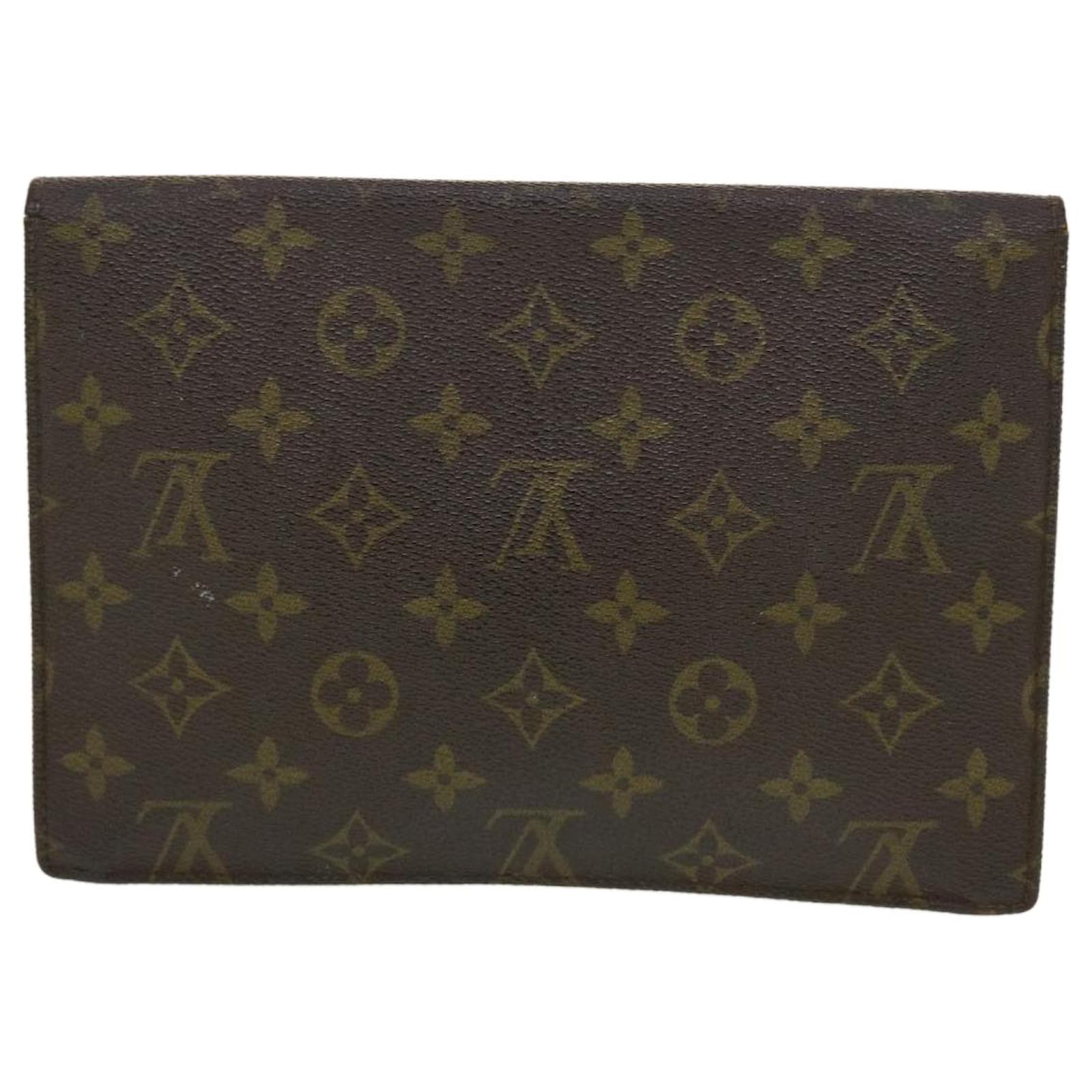 Authentic Louis Vuitton Monogram Pochette rabat 23 Clutch Bag M51940