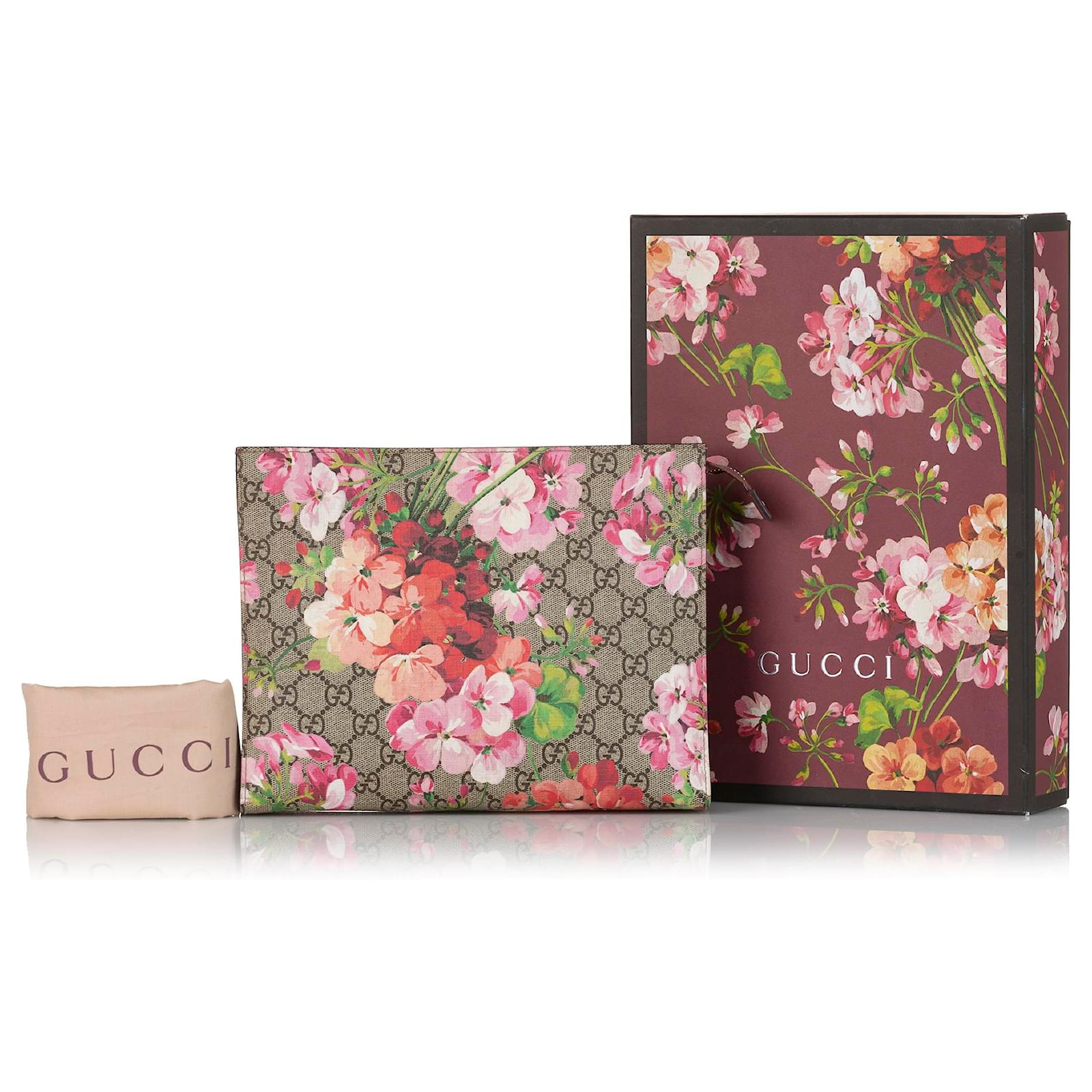 Gucci Multi GG Blooms Clutch Bag Multiple colors Cloth Cloth ref.951400 -  Joli Closet