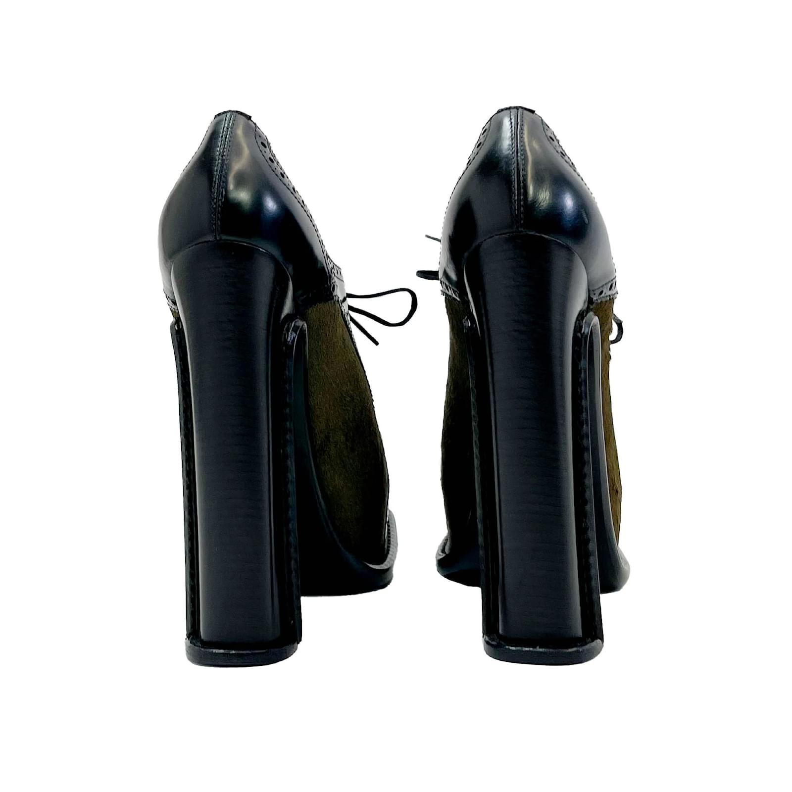 Louis Vuitton Black/White Patent Leather Fetish Block Heel Pumps Size 40 Louis  Vuitton