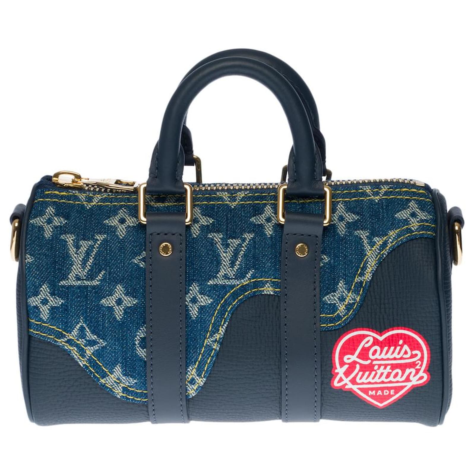 LOUIS VUITTON Keepall Bag in Blue Denim - 100121 ref.955203 - Joli
