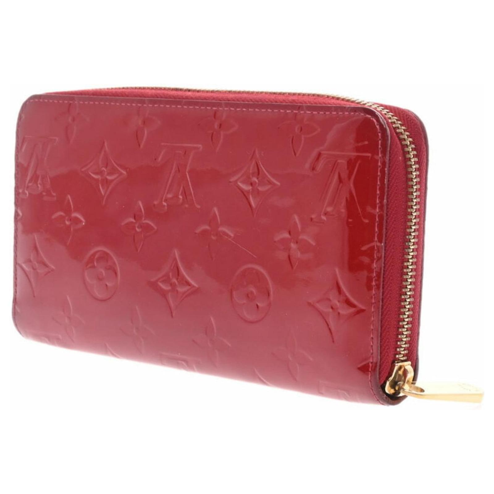 Louis Vuitton Zippy Wallet Red Patent leather ref.462909 - Joli Closet