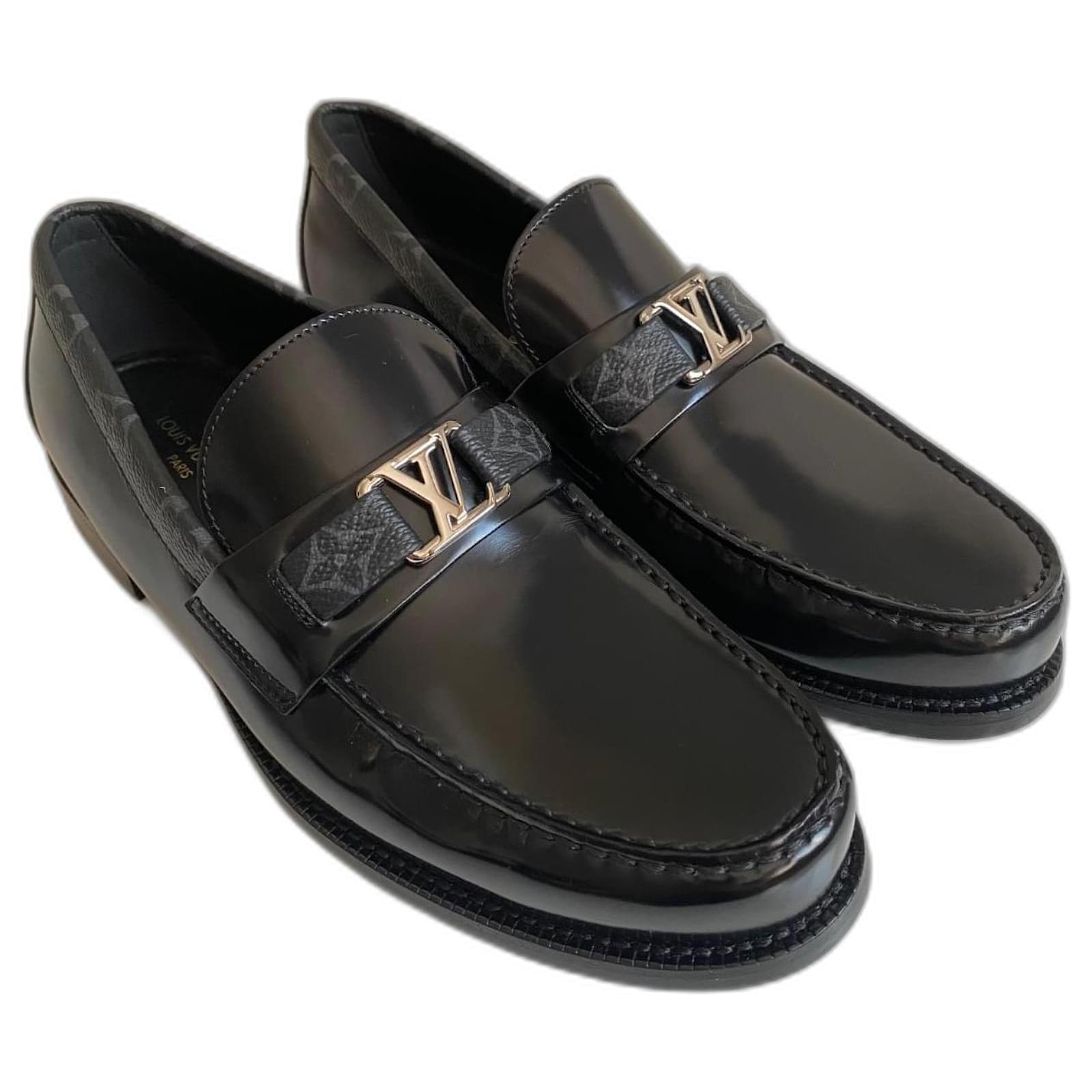 Louis Vuitton Major Loafer Black For Men LV in 2023