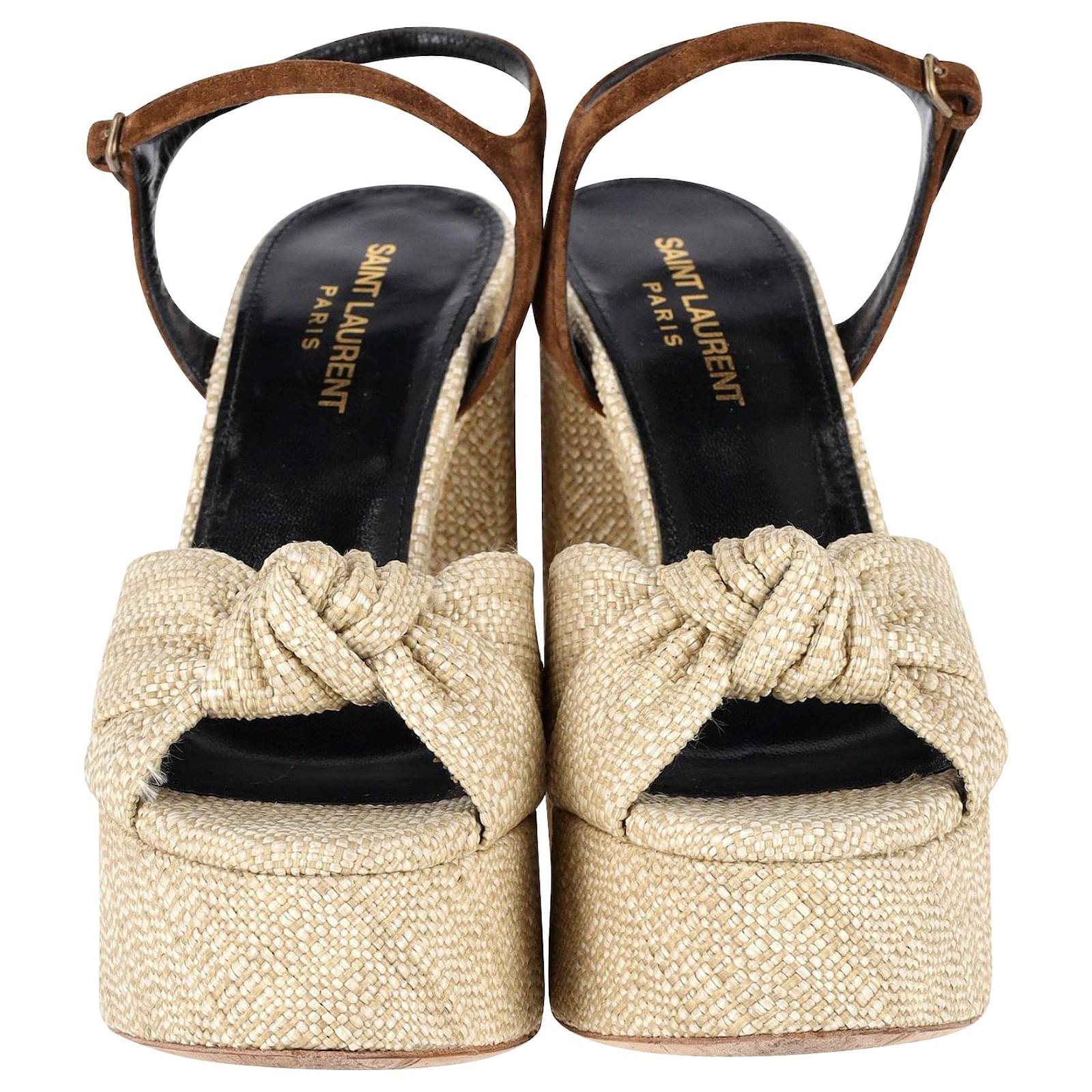 Saint Laurent フラット　サンダル　ベージュ　Bianca SAINT LAURENT Bianca canvas platform sandals | NET-A-PORTER