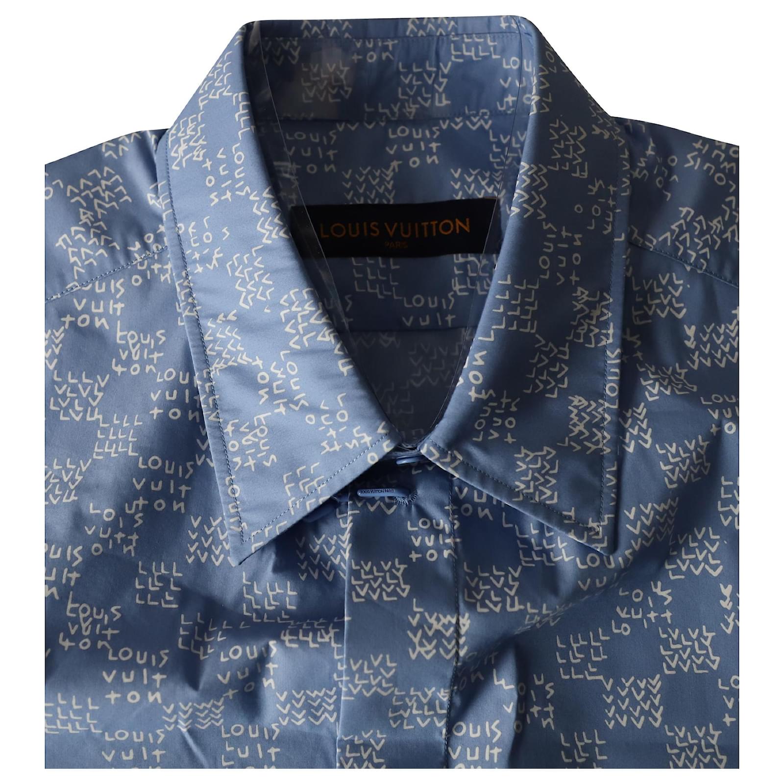 Shirts Louis Vuitton Louis Vuitton Damier Logo Print Short Sleeve Polo Shirt in Blue Cotton