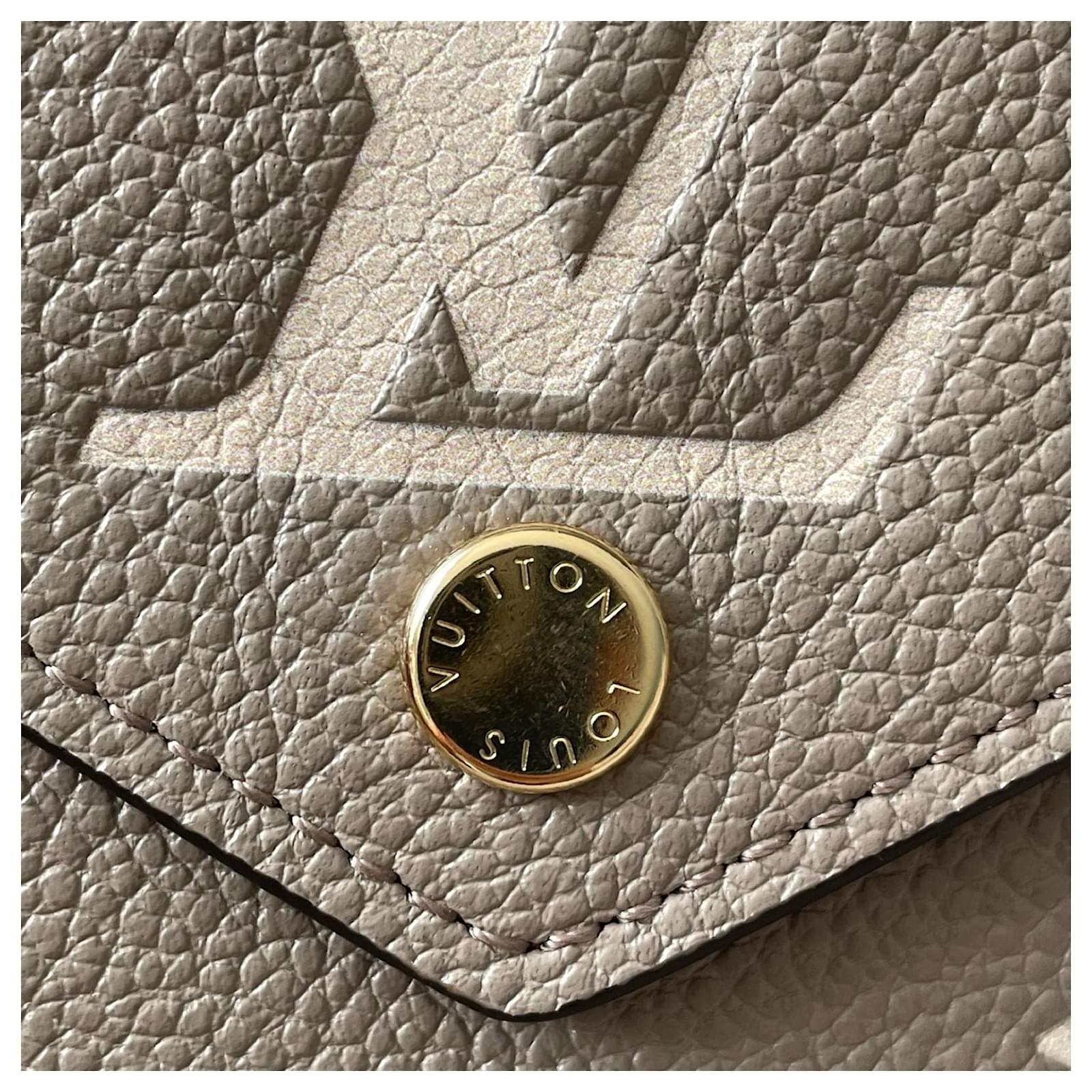 Louis Vuitton Portefeuille Victorine Grey Leather ref.960683 - Joli Closet