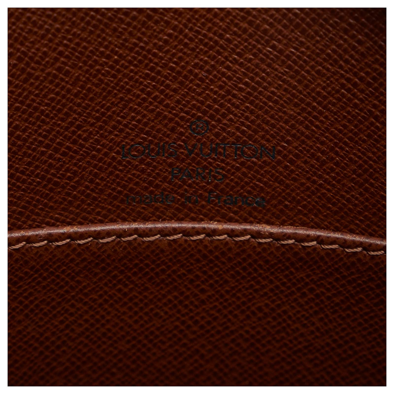 Louis Vuitton Brown Monogram Drouot Leather Cloth ref.960771 - Joli Closet