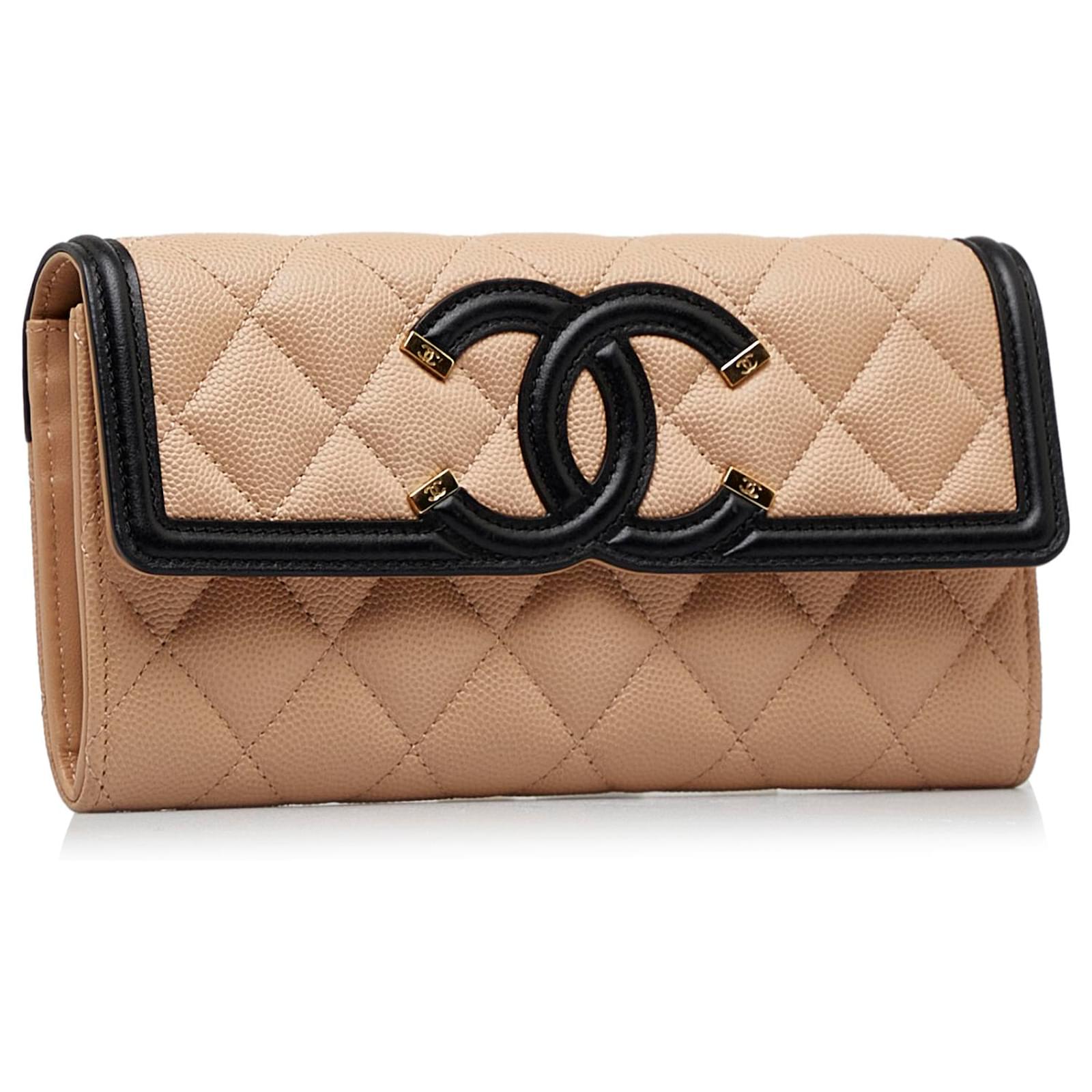 Chanel Pink Quilted Caviar Leather CC Filigree Card Holder