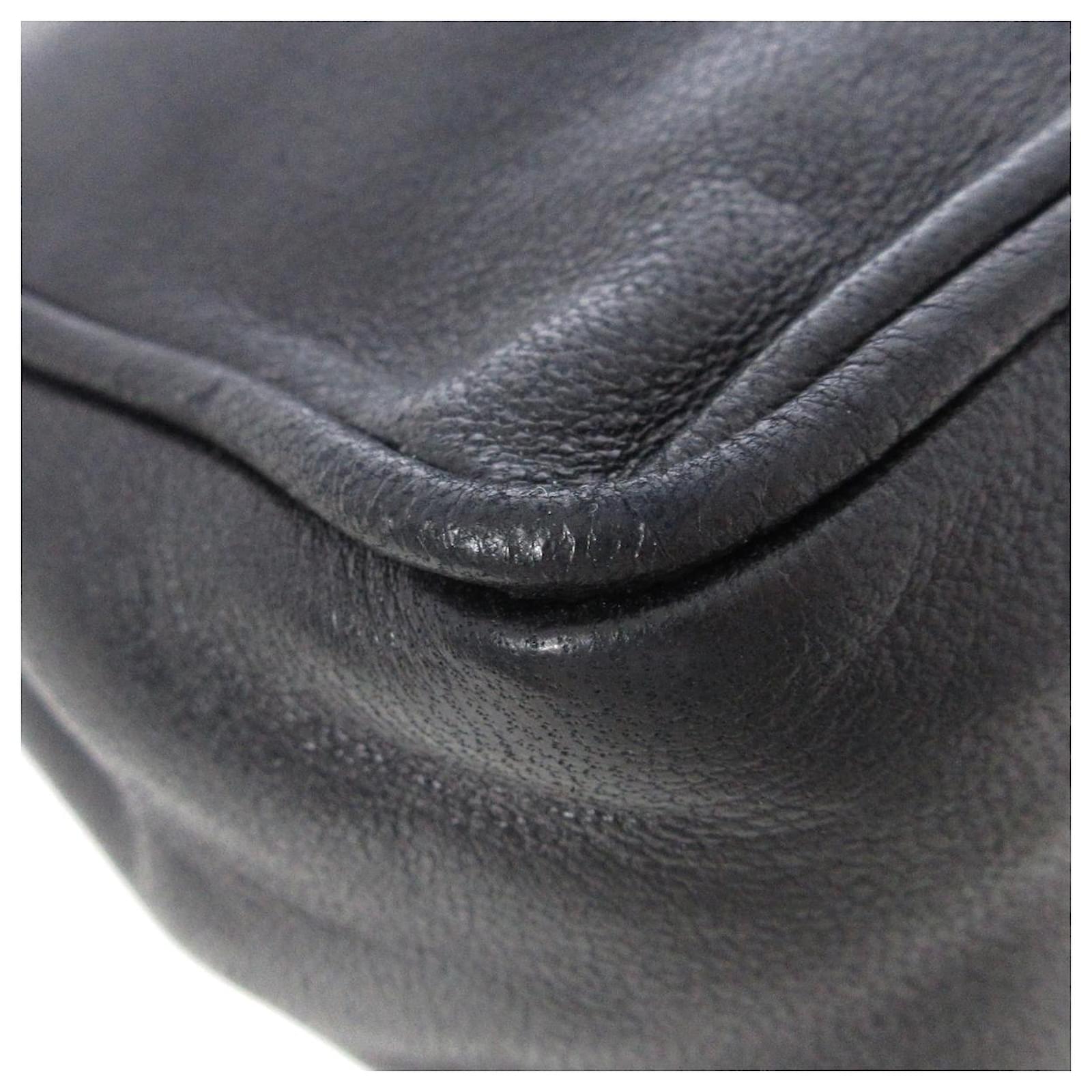 Chanel Coco Mark Black Leather ref.963588 - Joli Closet