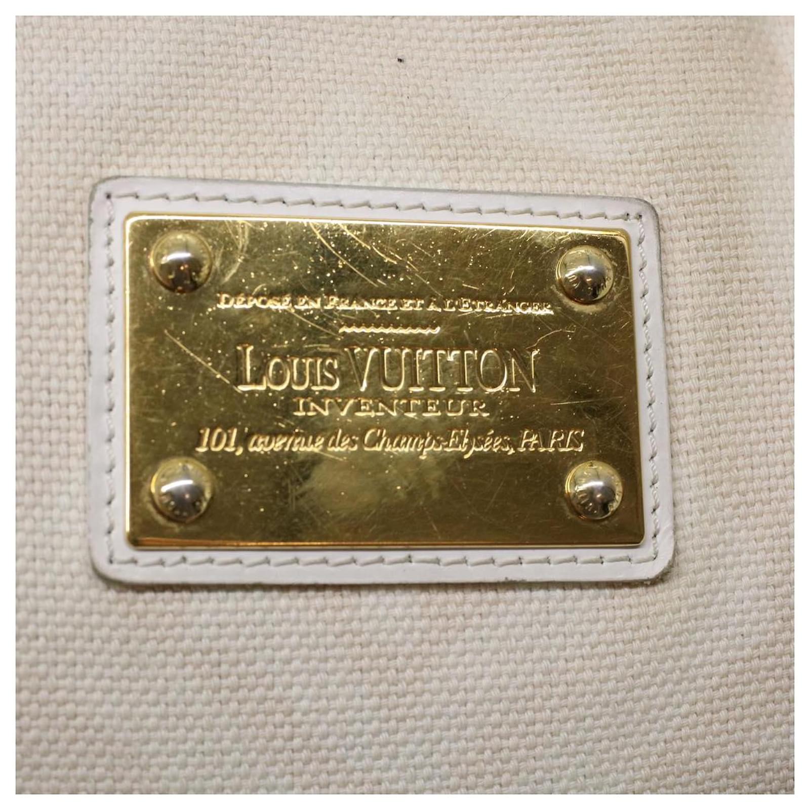 Louis Vuitton Inventpdr Bookbag