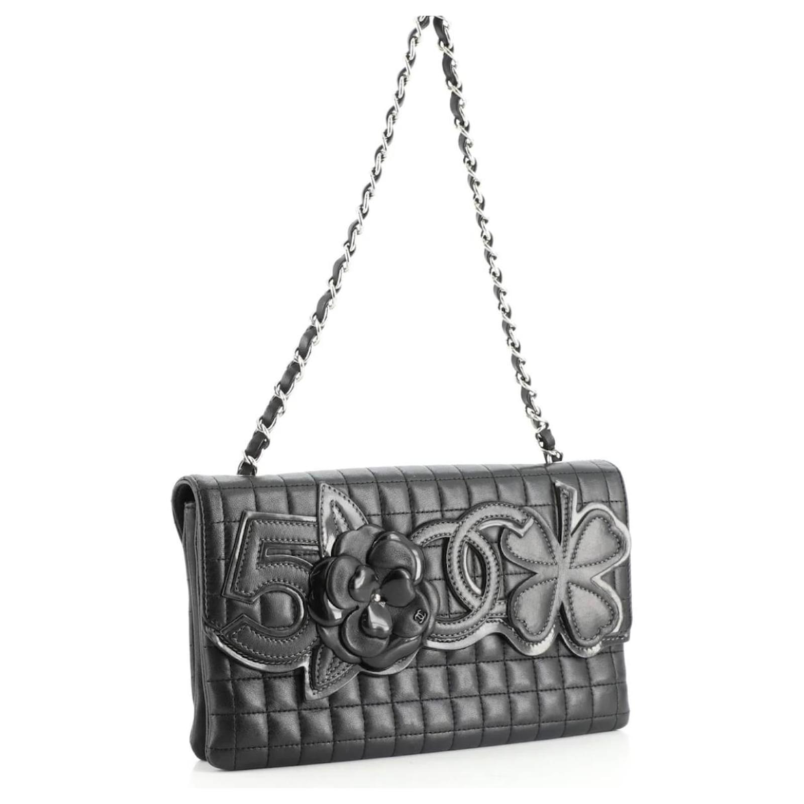 Chanel Handbags Black Leather ref.964931 - Joli Closet