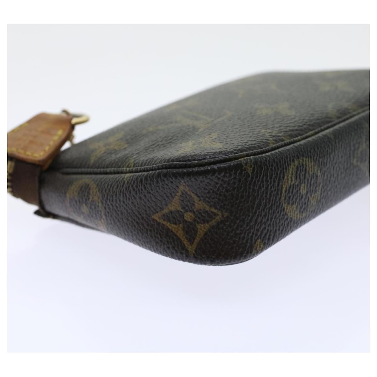 LOUIS VUITTON Monogram Mini Pochette Accessoires Pouch M58009 LV Auth  yk7730