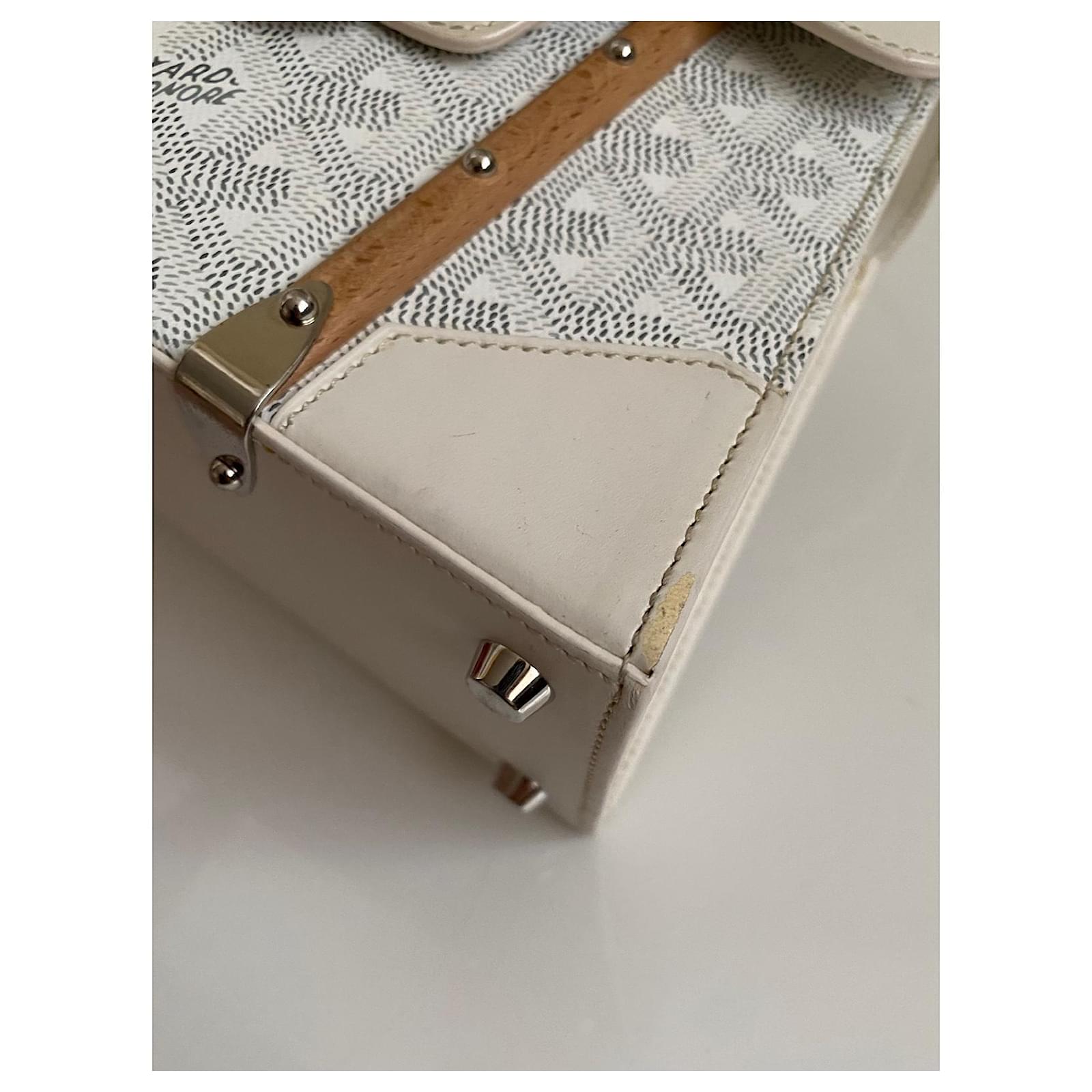 Goyard Saigon Structured Bag White Leather ref.966010 - Joli Closet