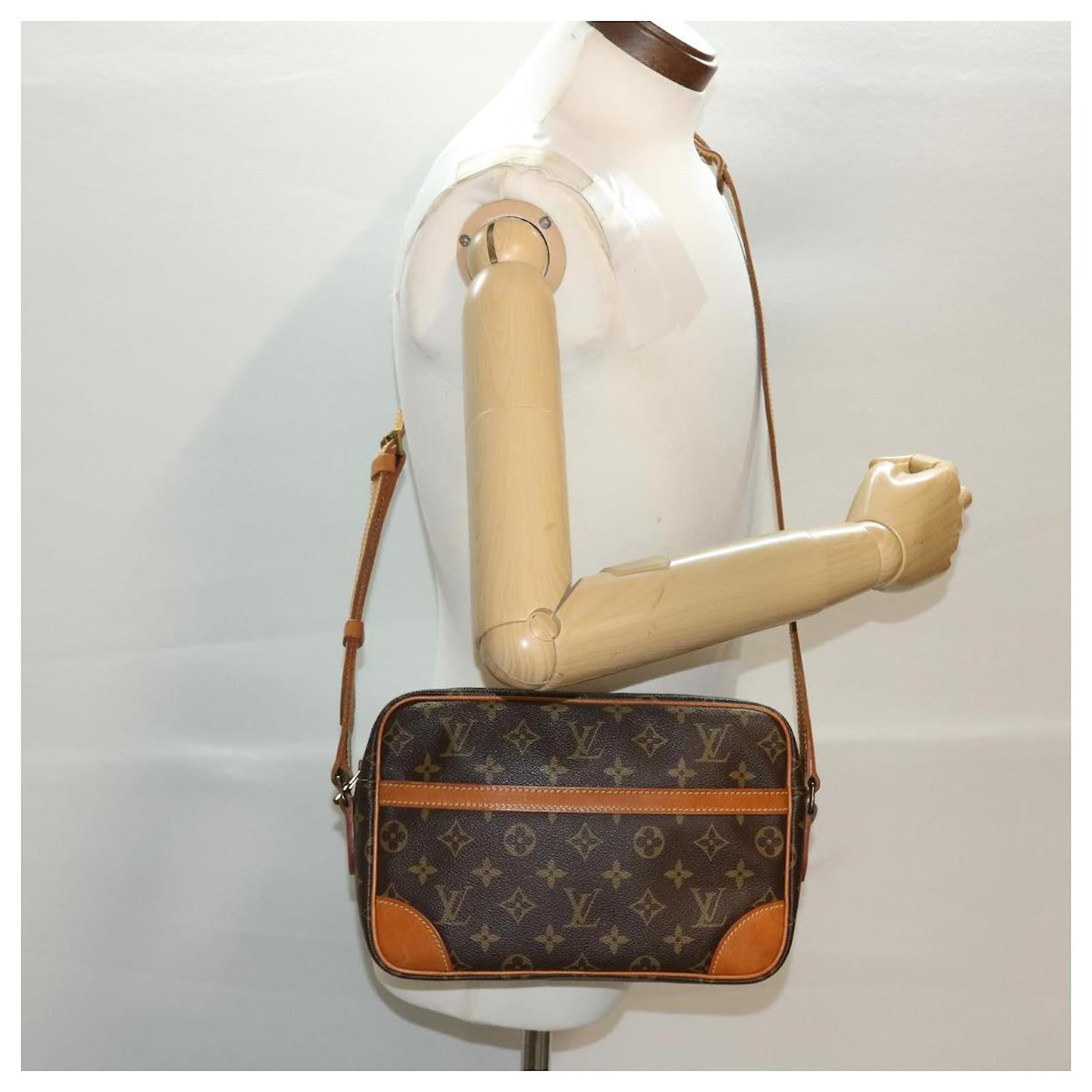 LOUIS VUITTON Monogram Trocadero 27 Shoulder Bag M51274 LV Auth bs2708