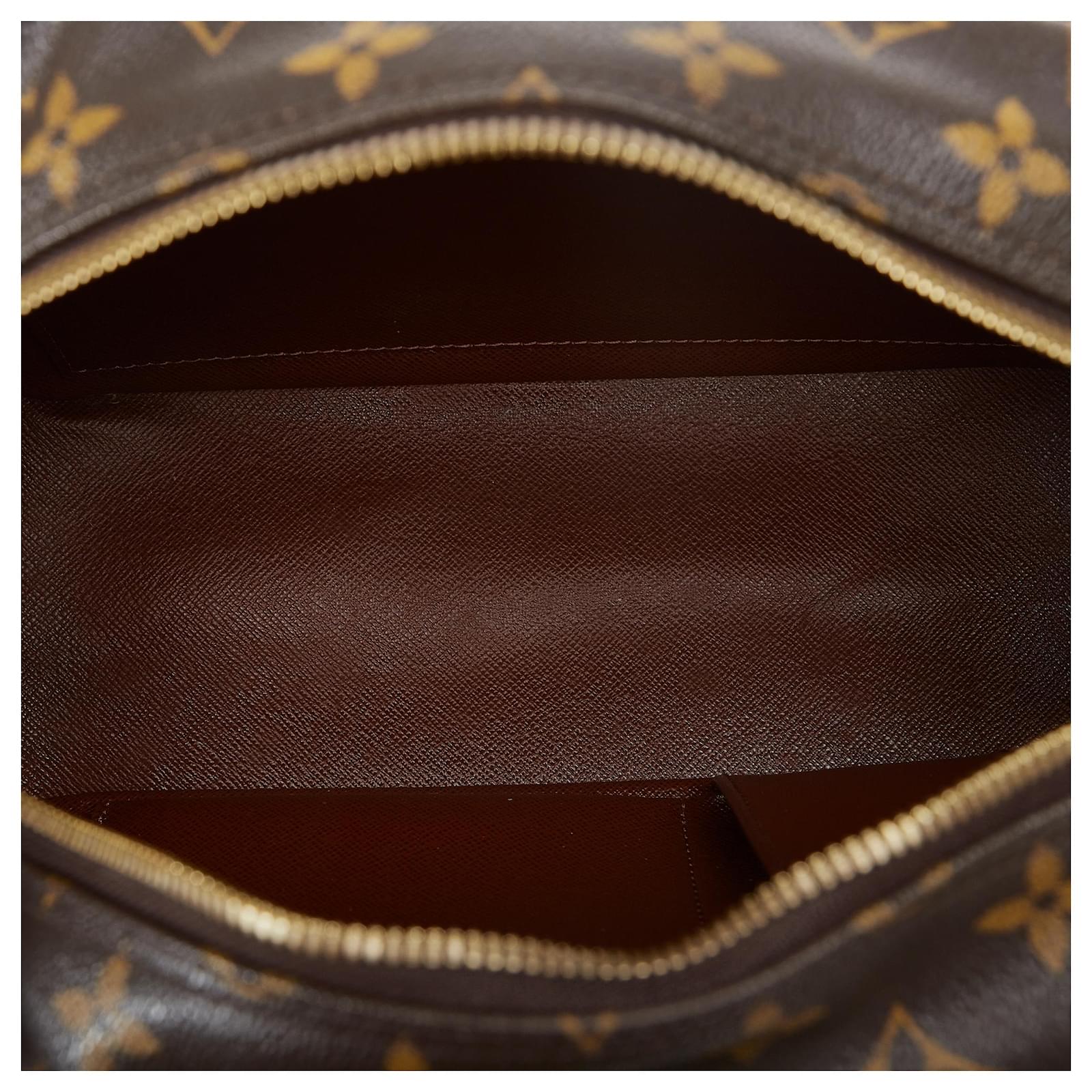 Louis Vuitton Brown Monogram Cite MM Leather Cloth ref.968932 - Joli Closet