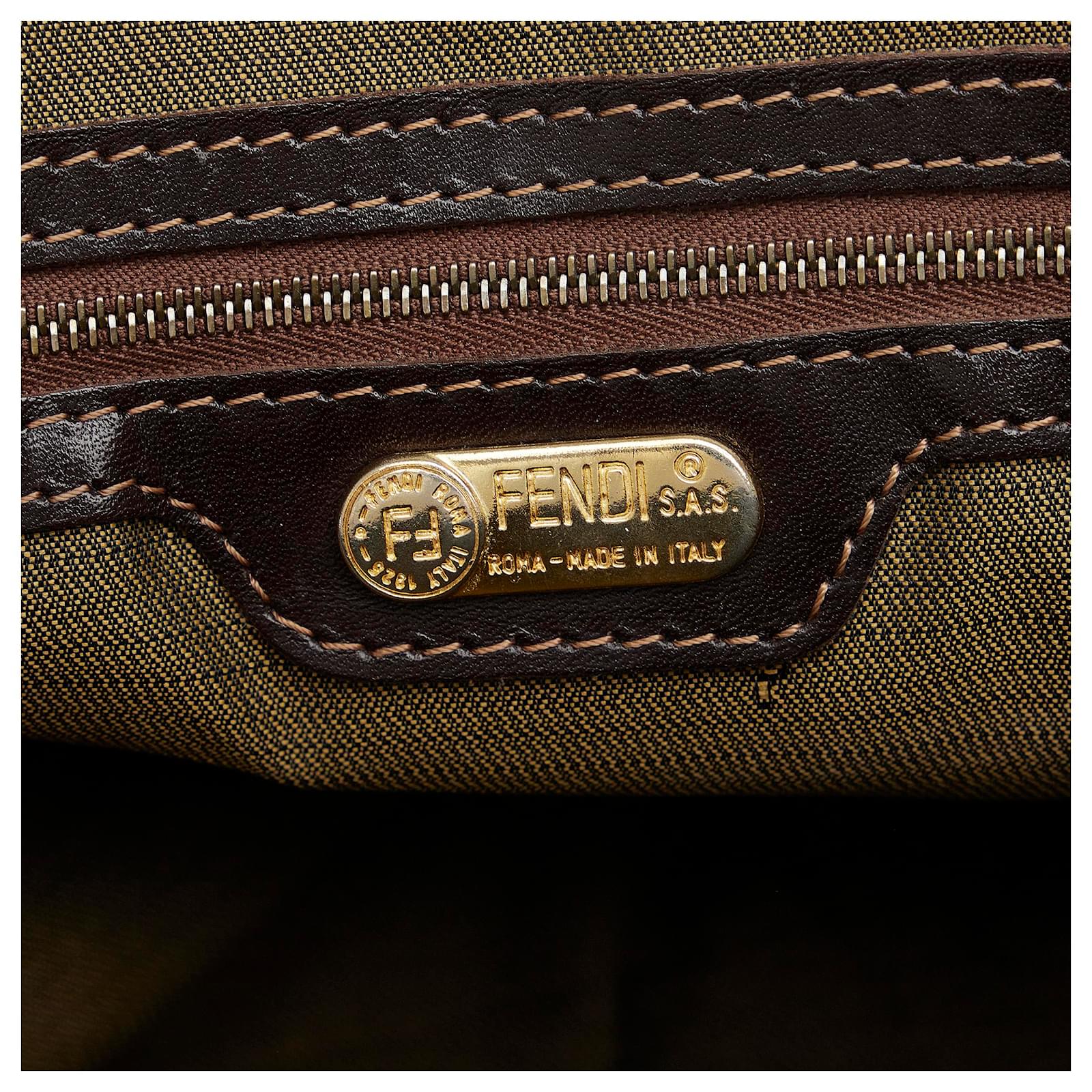 Fendi Brown Zucca Tote Cloth Cloth ref.968935 - Joli Closet