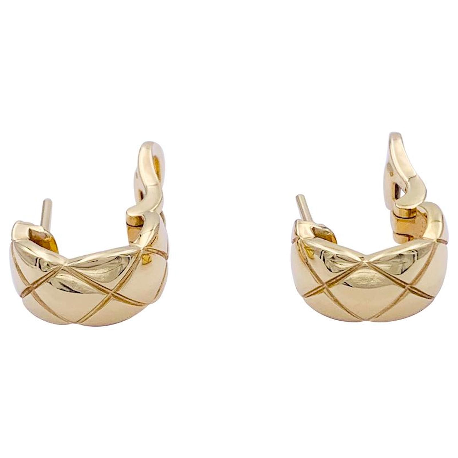 Earrings Chanel, Coco Crush, yellow gold. White gold ref.970391