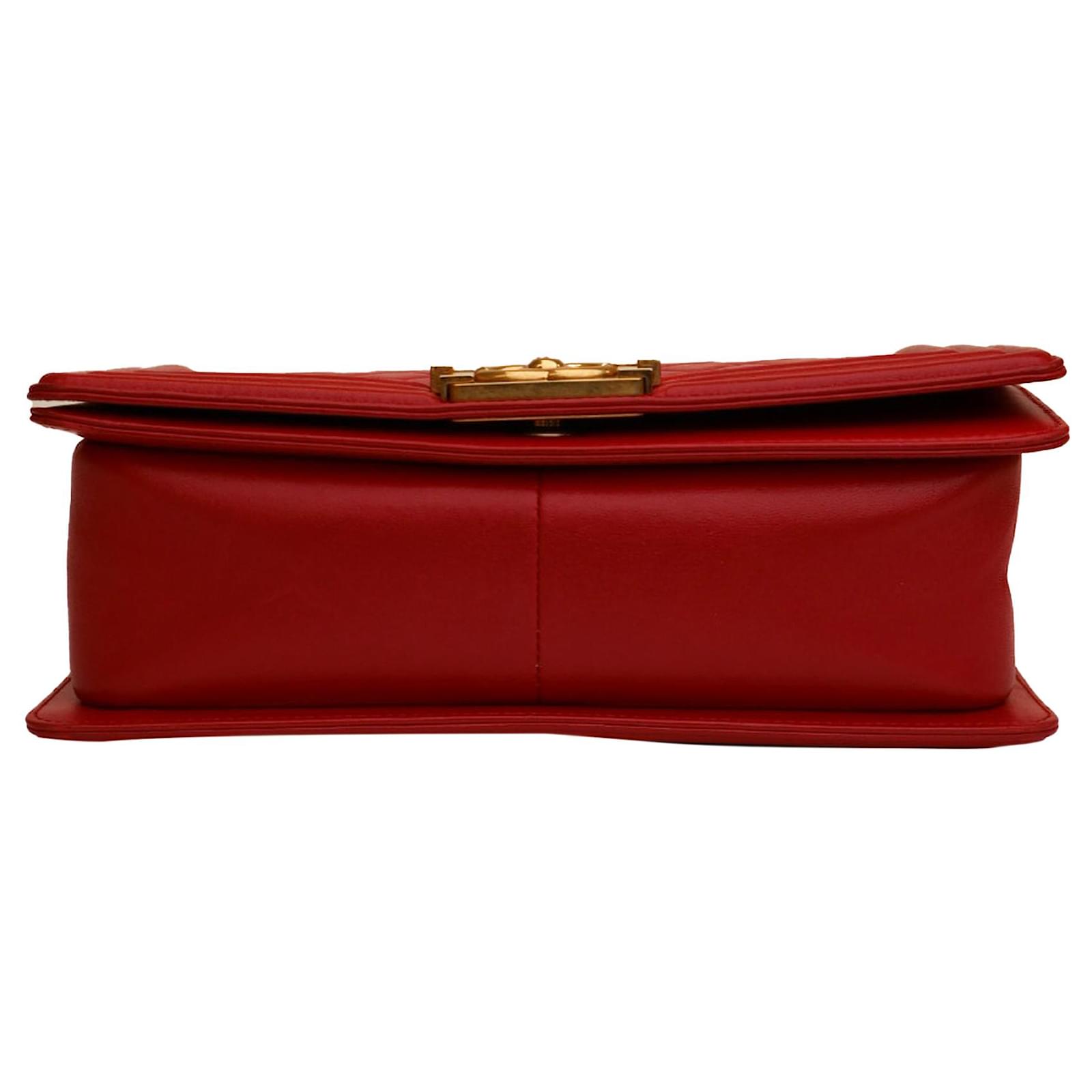 Best 25+ Deals for Chanel Boy Bag Red