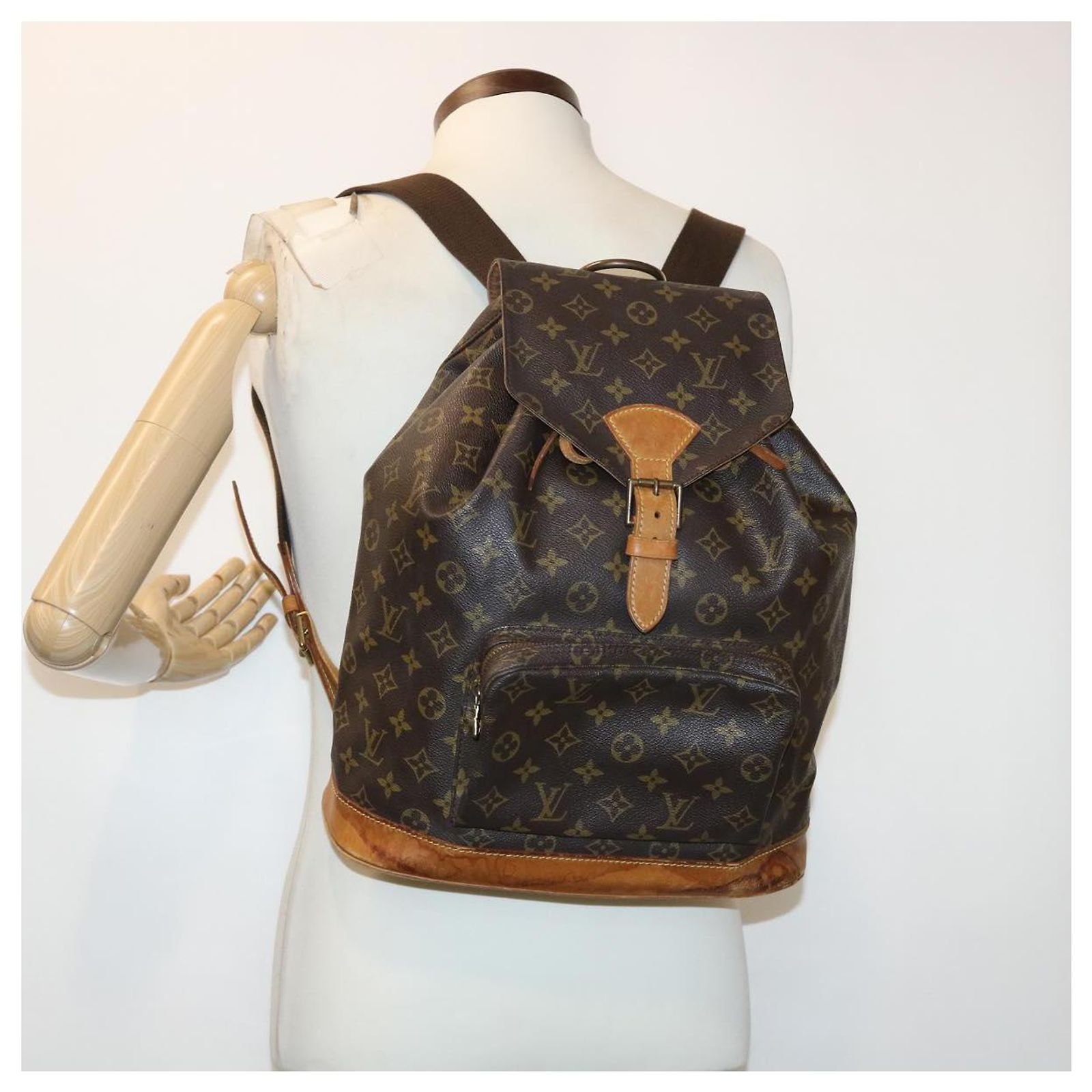 LOUIS VUITTON Monogram Montsouris GM Backpack M51135 LV Auth 