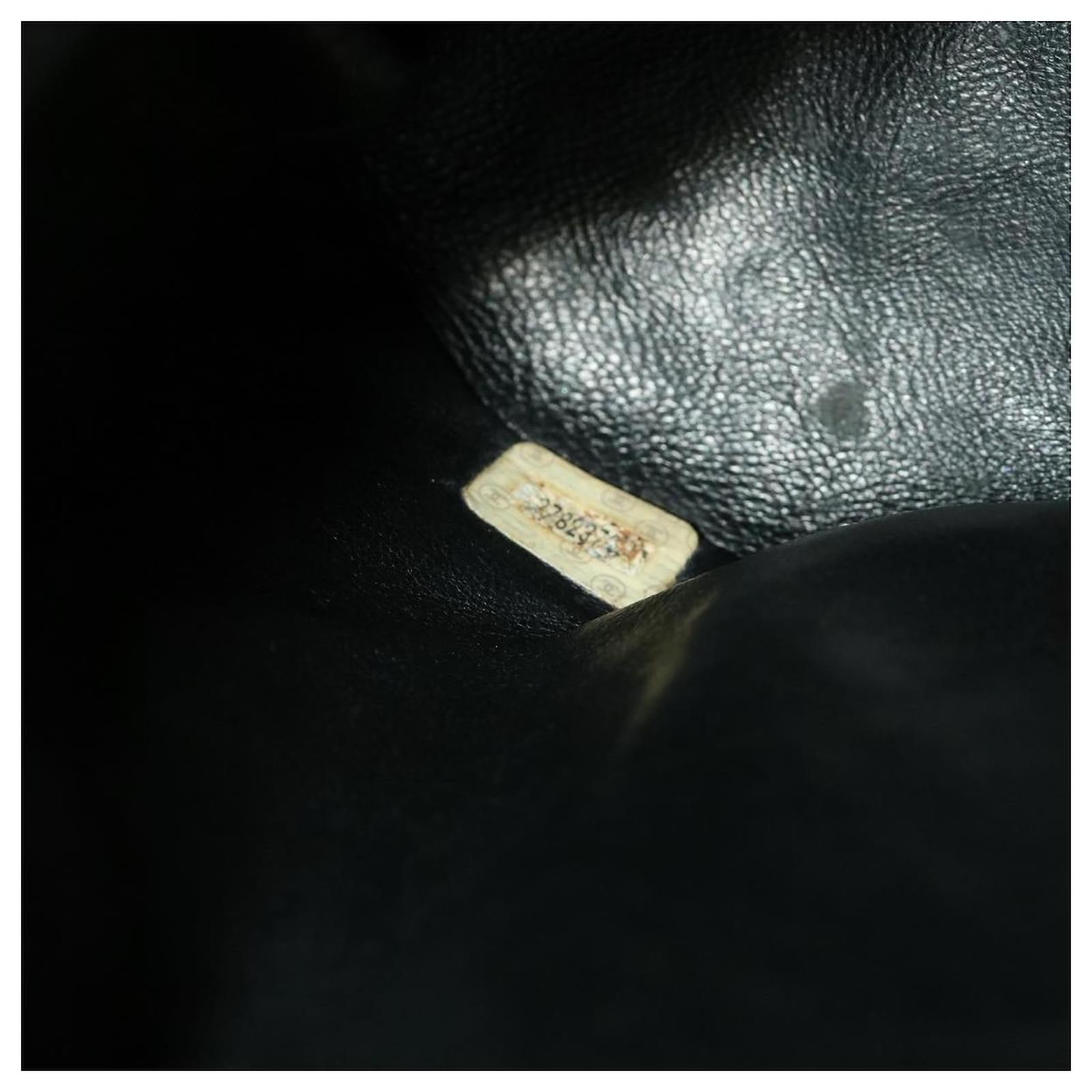 Timeless Chanel Duma Black Leather ref.971849 - Joli Closet