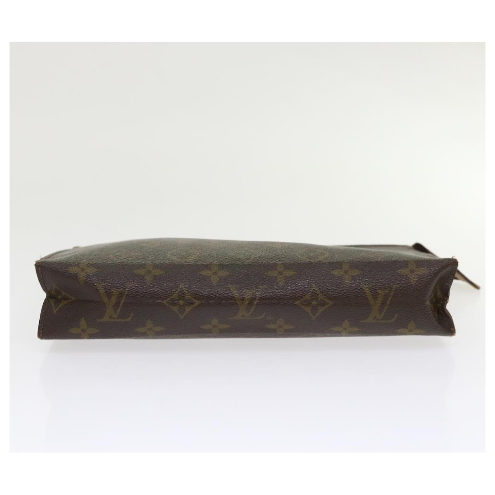 Louis-Vuitton-Monogram-Poche-Toilette-26-Clutch-Bag-M47542 – dct