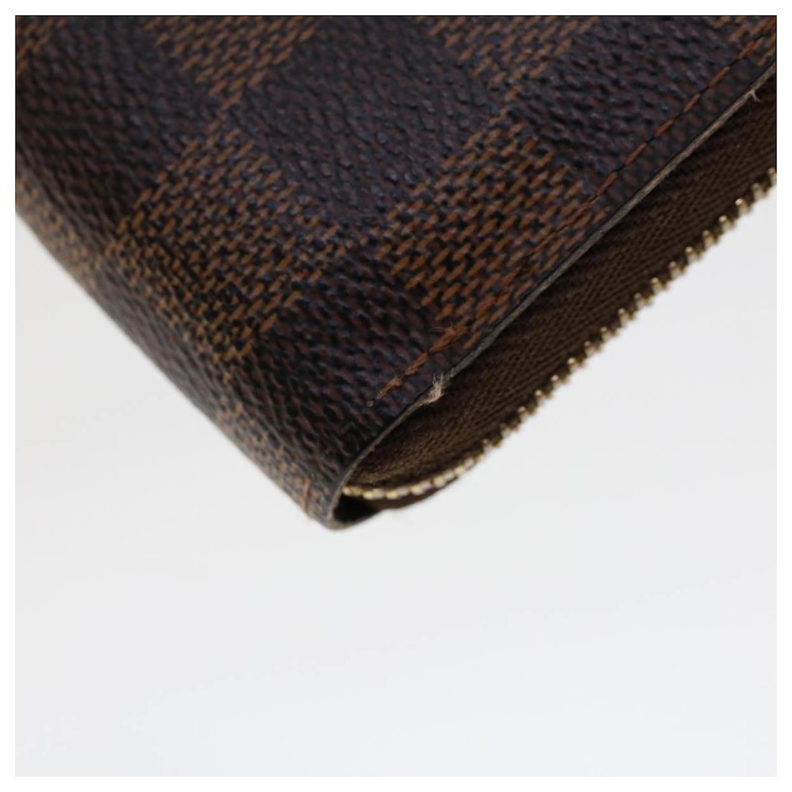 Shop Louis Vuitton DAMIER Zippy Coin Purse (N63070) by magentabea